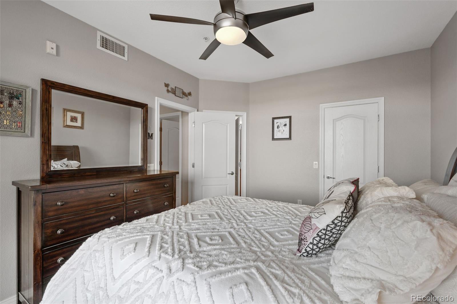 MLS Image #20 for 18611  stroh road 5204,parker, Colorado
