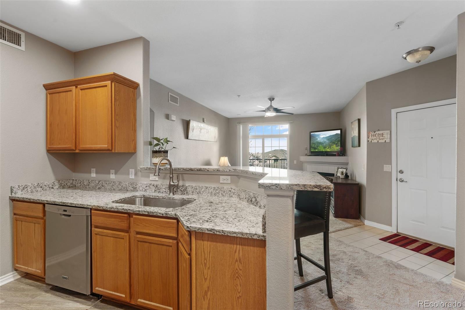 MLS Image #9 for 18611  stroh road 5204,parker, Colorado