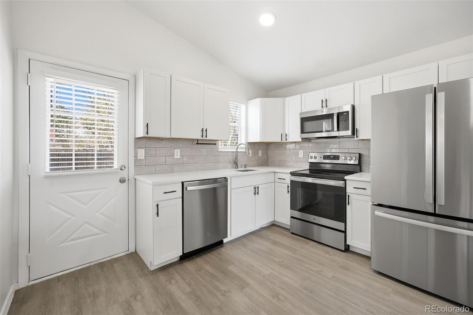 MLS Image #4 for 4677 s pagosa way,aurora, Colorado