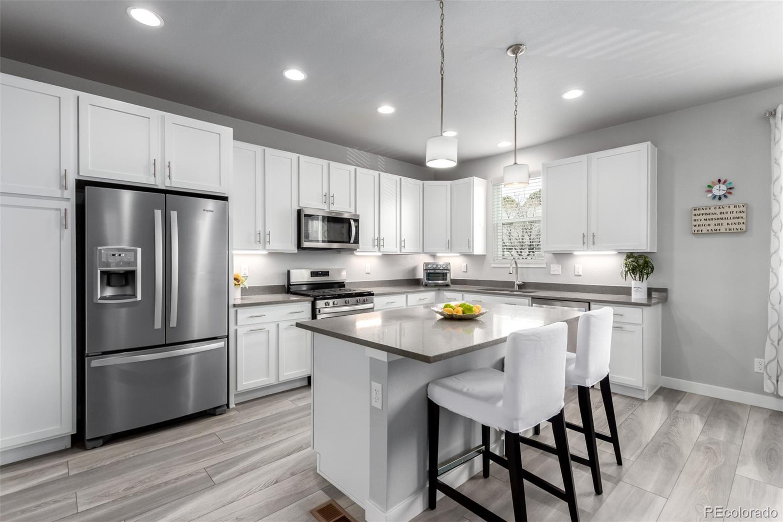 MLS Image #12 for 2359 s tucson street,aurora, Colorado
