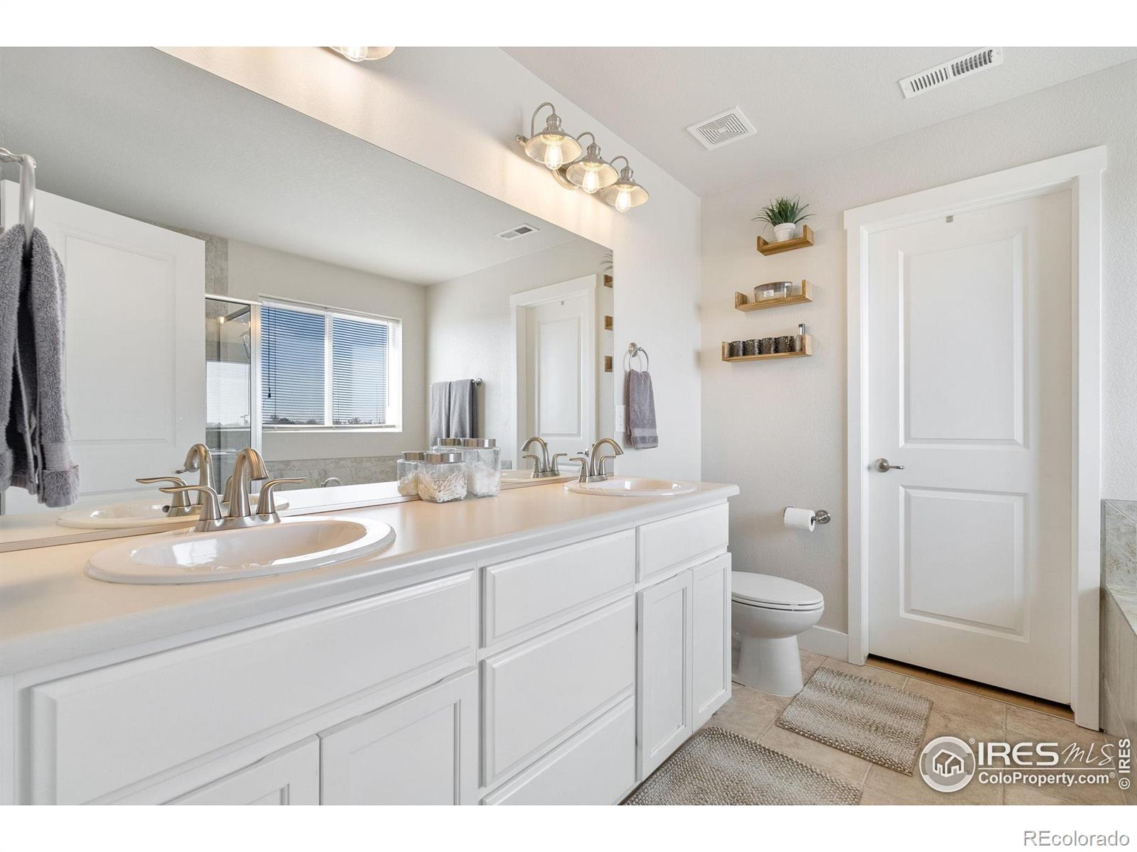 MLS Image #22 for 430  marquiss court,dacono, Colorado