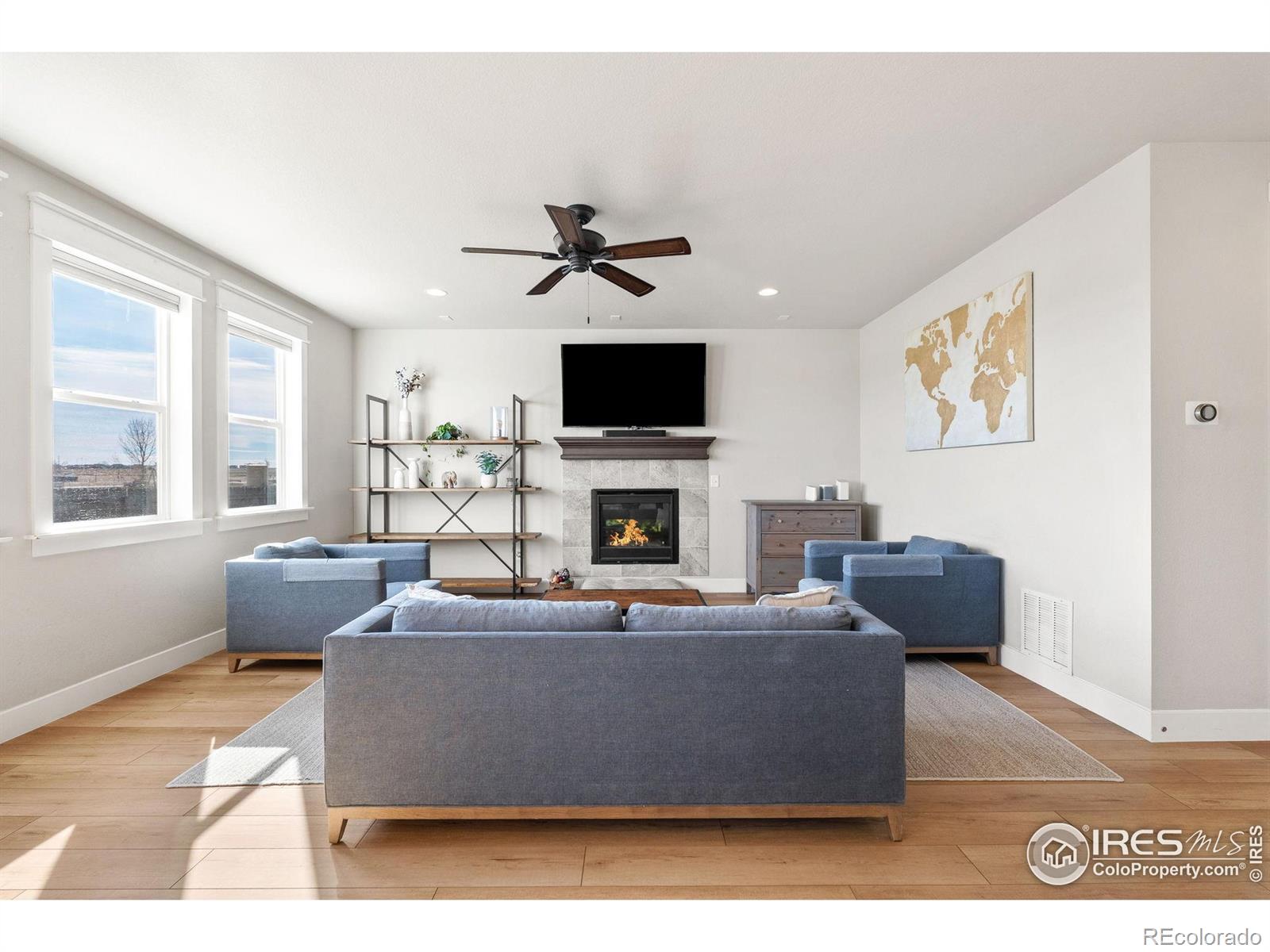 MLS Image #7 for 430  marquiss court,dacono, Colorado