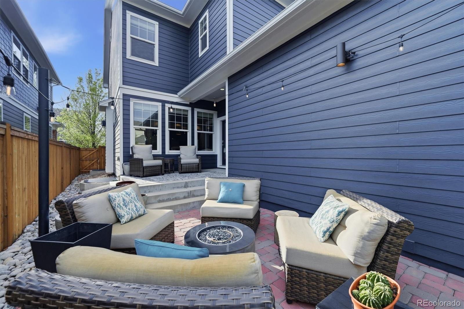 MLS Image #15 for 8026 e 35th avenue,denver, Colorado