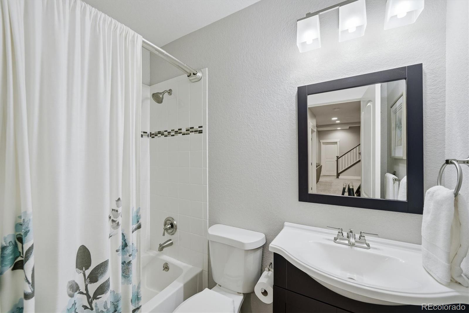MLS Image #25 for 8026 e 35th avenue,denver, Colorado