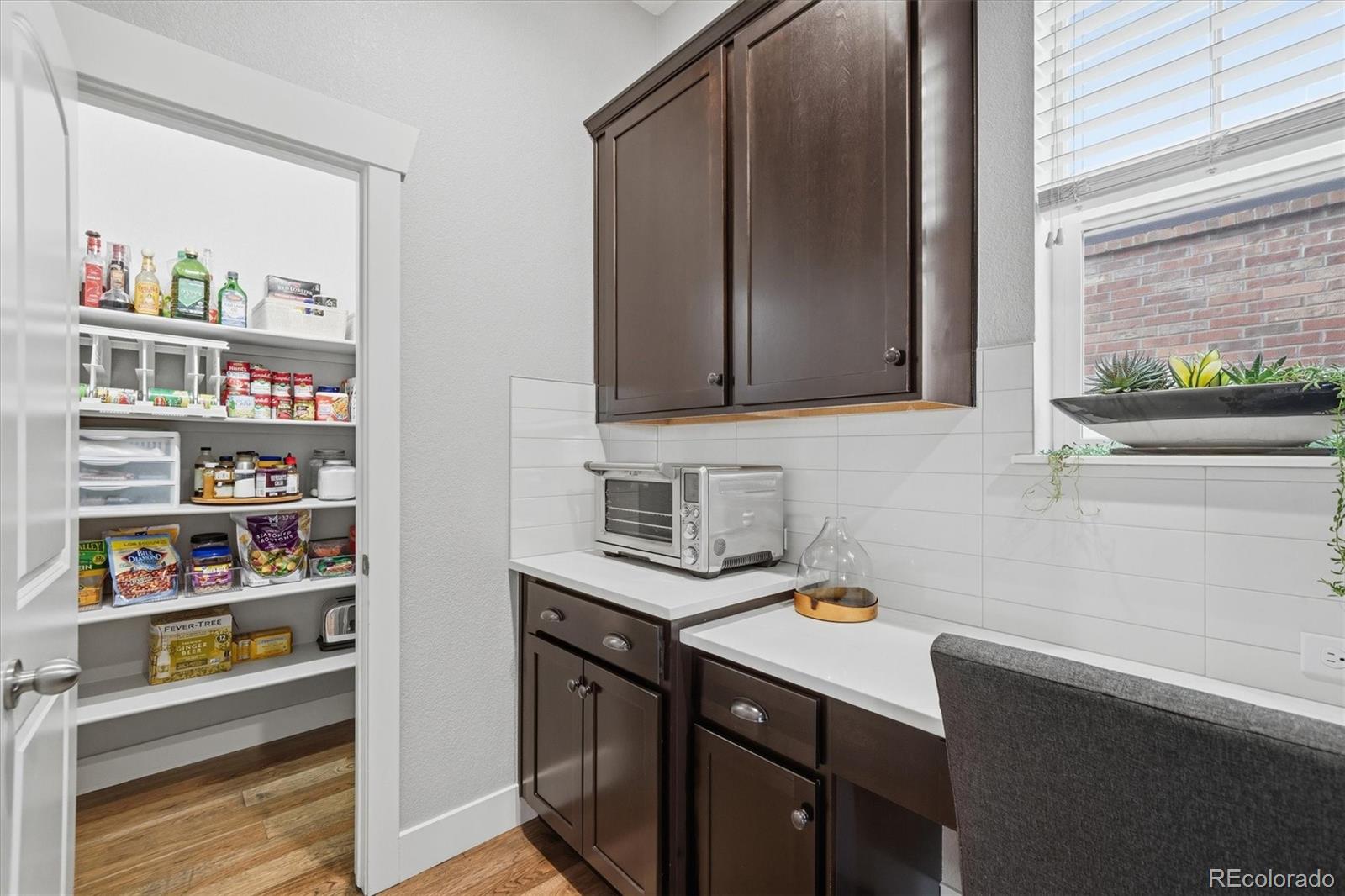 MLS Image #9 for 8026 e 35th avenue,denver, Colorado