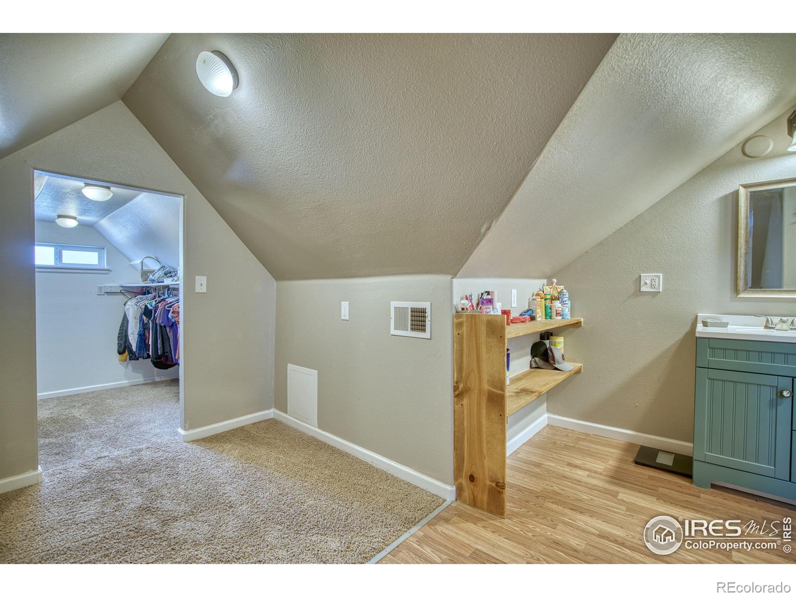 MLS Image #19 for 22893  county road 49 ,la salle, Colorado