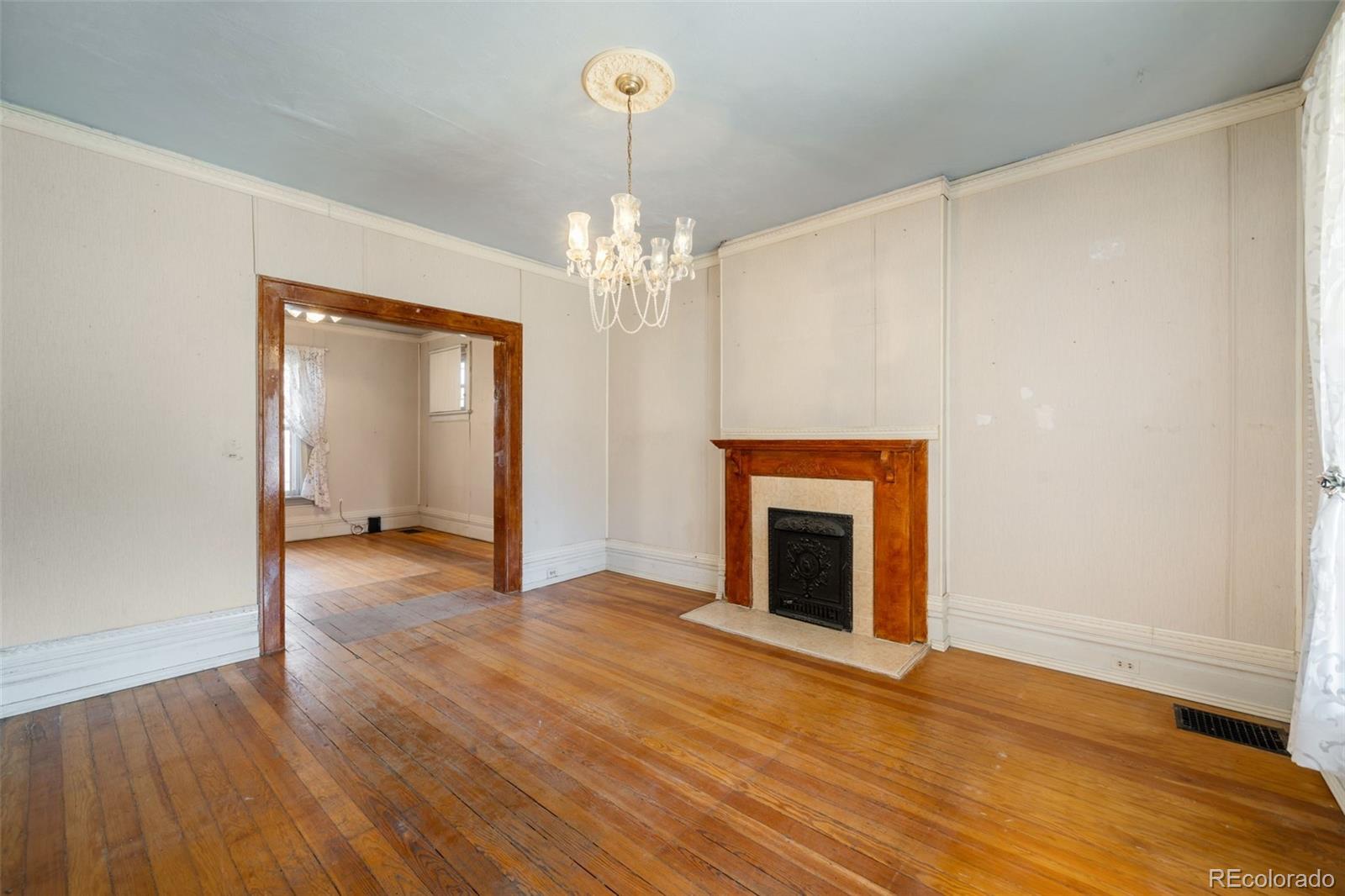 MLS Image #5 for 405 e 1st avenue,denver, Colorado