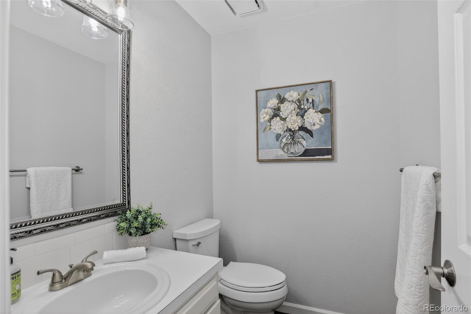 MLS Image #27 for 7691 s ivanhoe way,centennial, Colorado