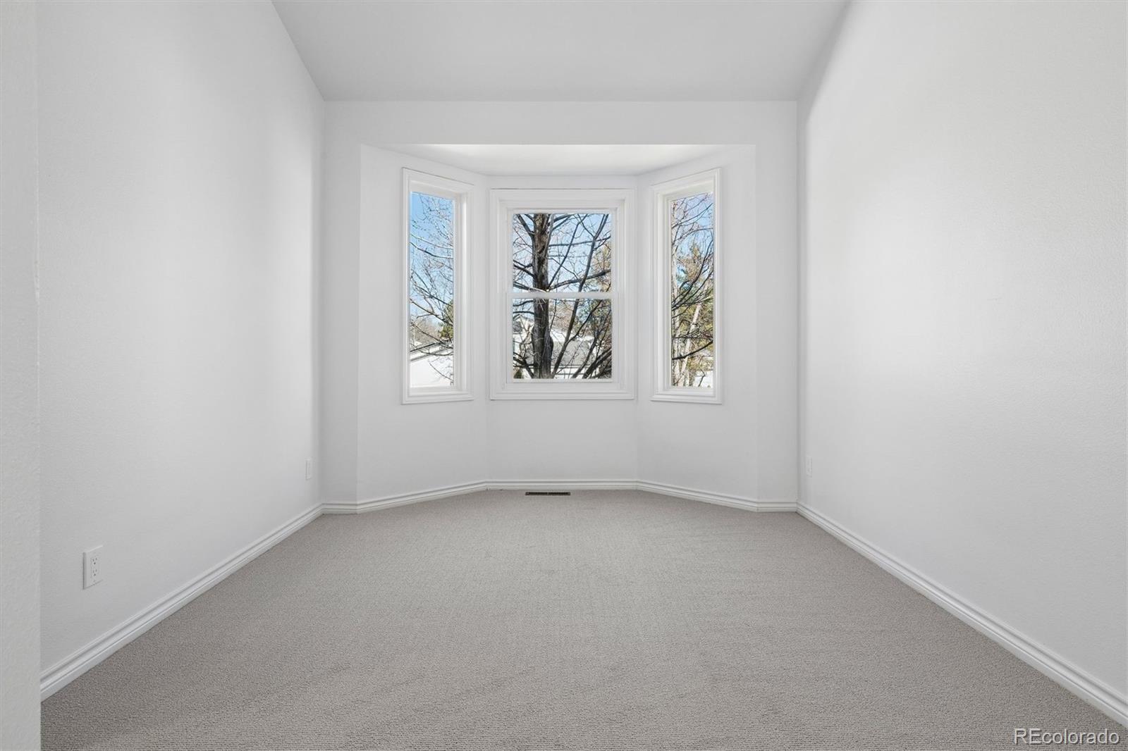MLS Image #17 for 1655 s syracuse street,denver, Colorado