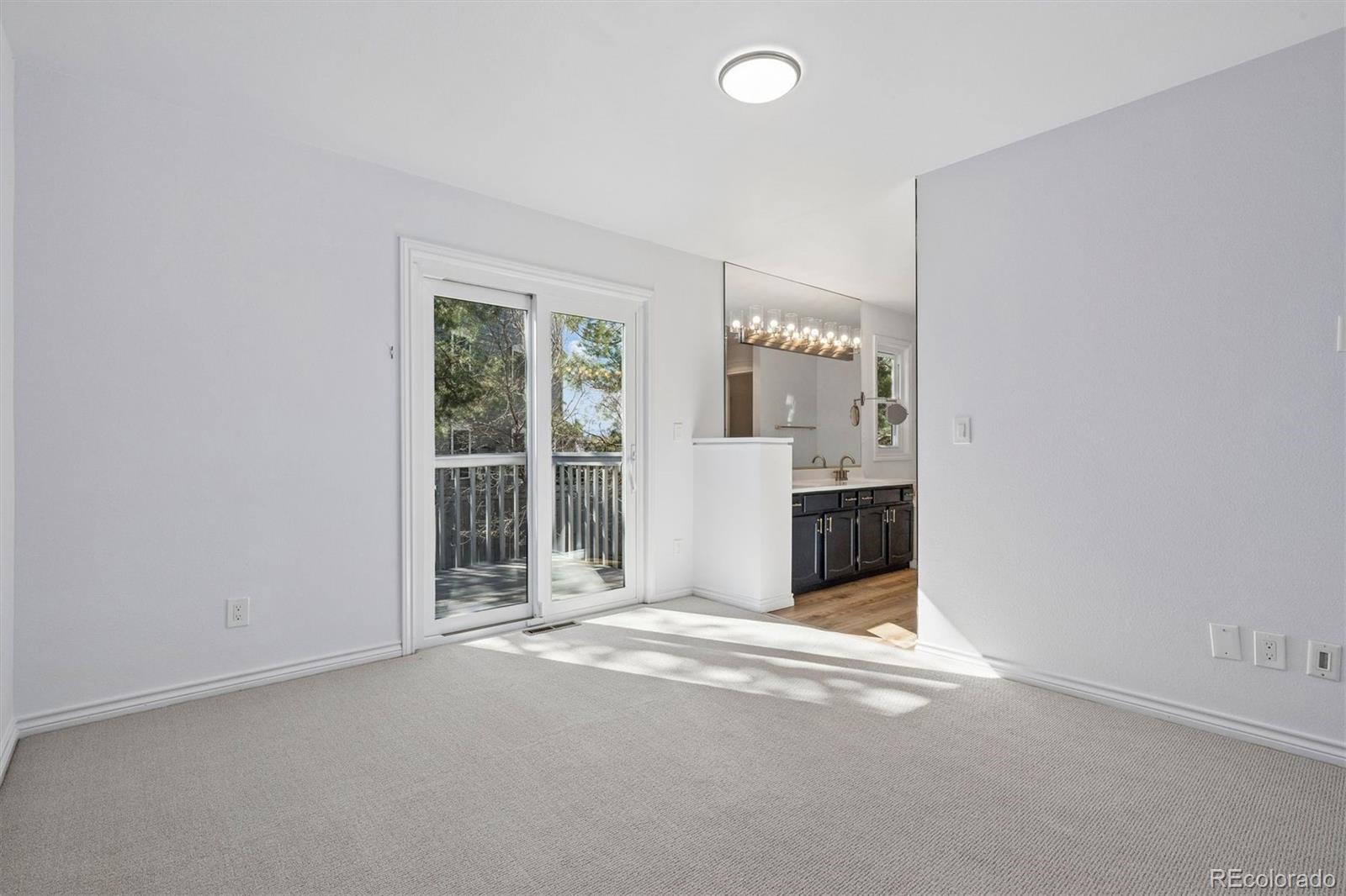 MLS Image #18 for 1655 s syracuse street,denver, Colorado