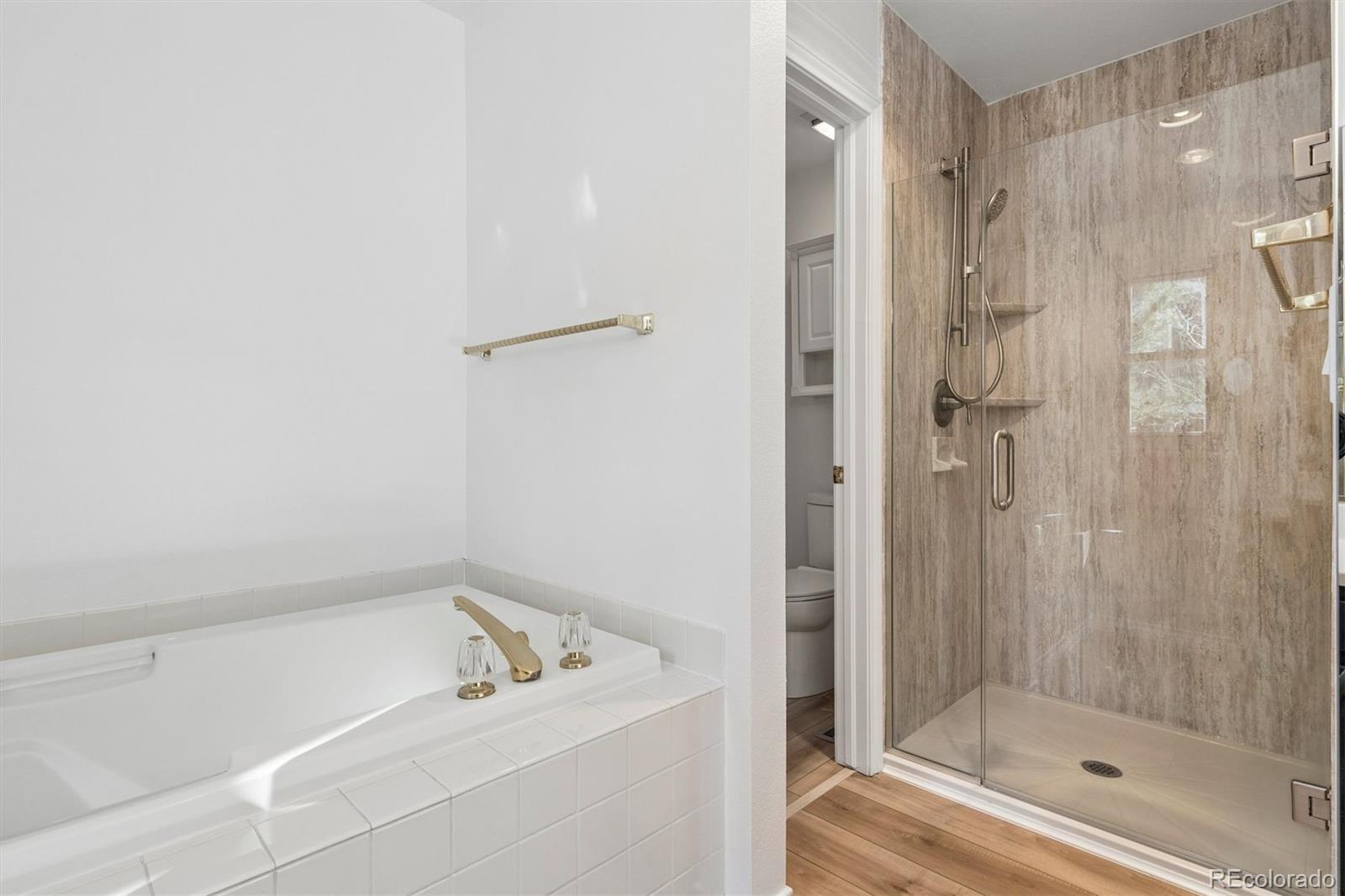 MLS Image #20 for 1655 s syracuse street,denver, Colorado