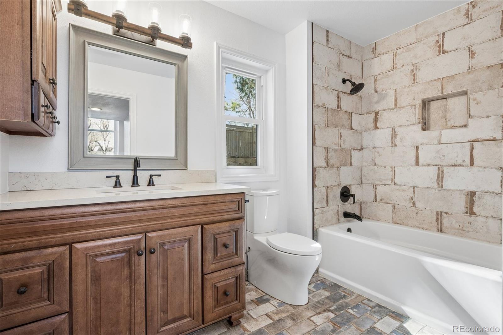 MLS Image #24 for 1655 s syracuse street,denver, Colorado