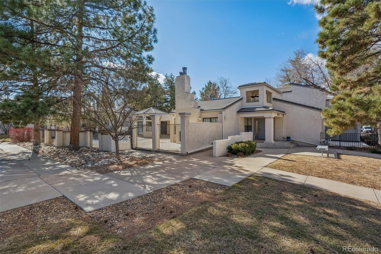 MLS Image #33 for 1655 s syracuse street,denver, Colorado