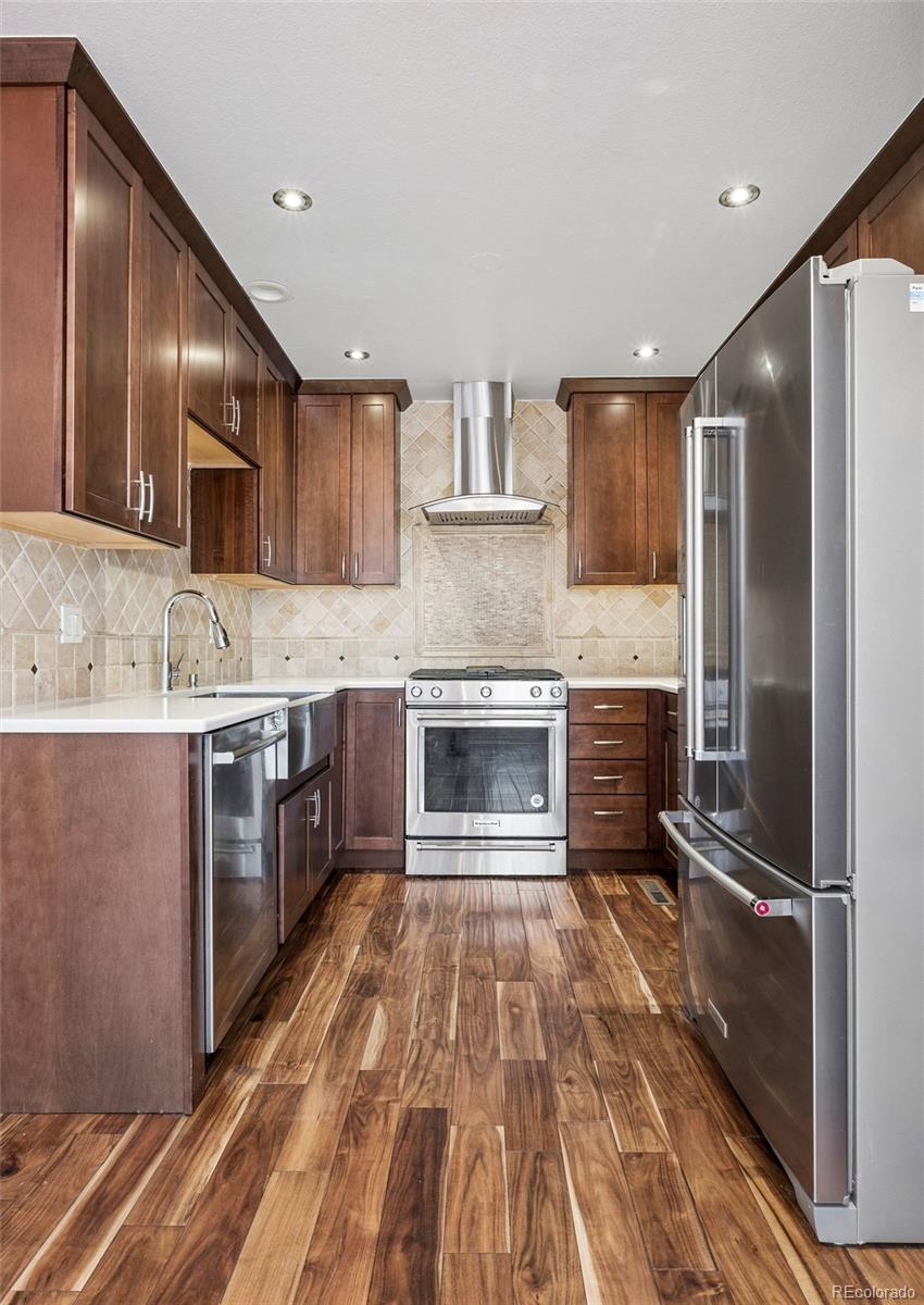MLS Image #8 for 1655 s syracuse street,denver, Colorado