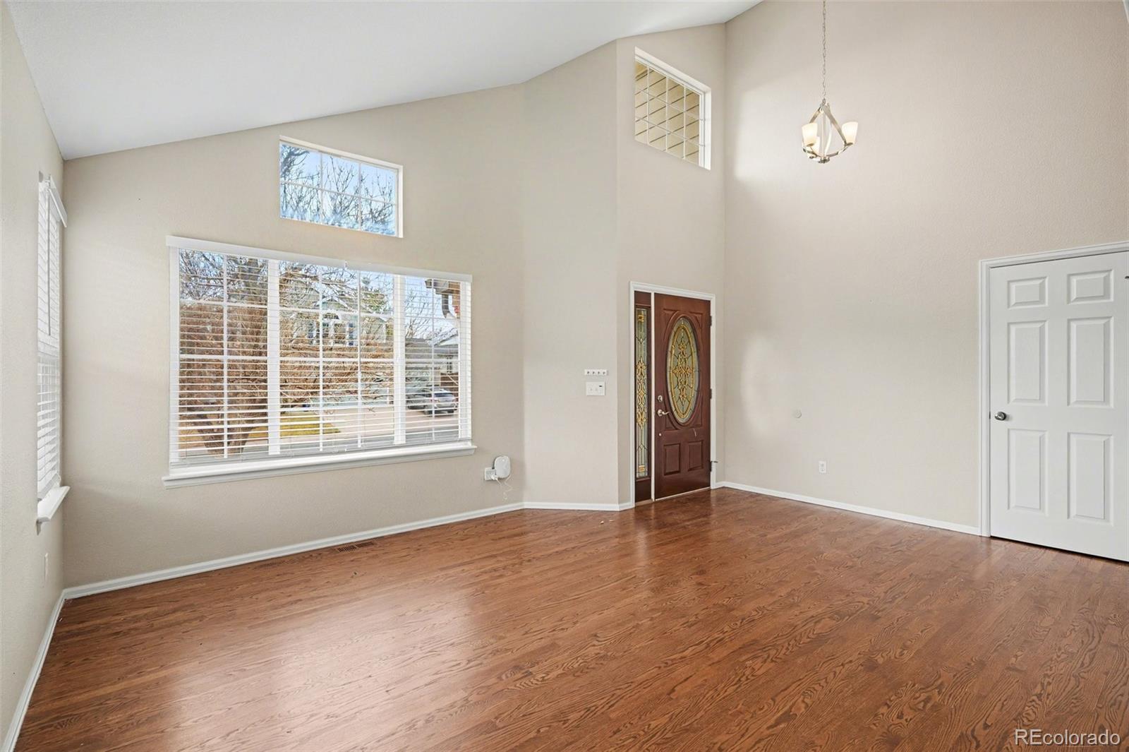 MLS Image #4 for 9776  westbury way,highlands ranch, Colorado
