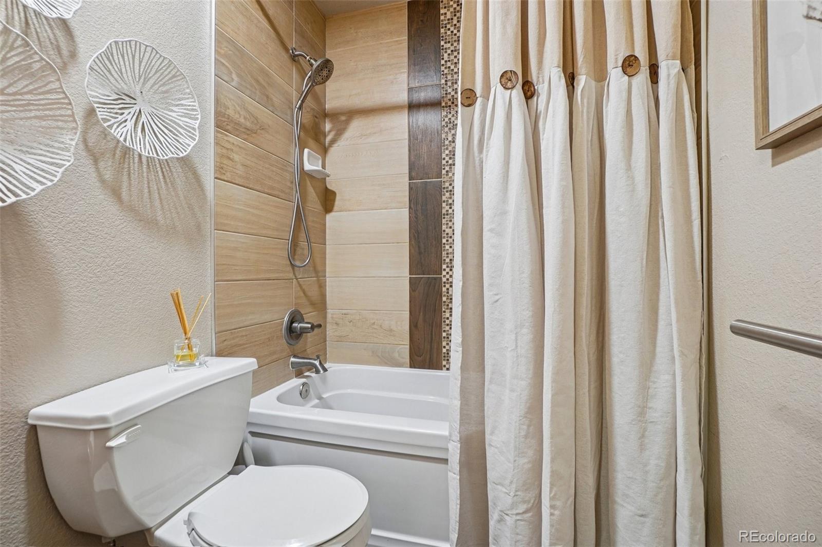 MLS Image #22 for 5435 s shawnee way,aurora, Colorado