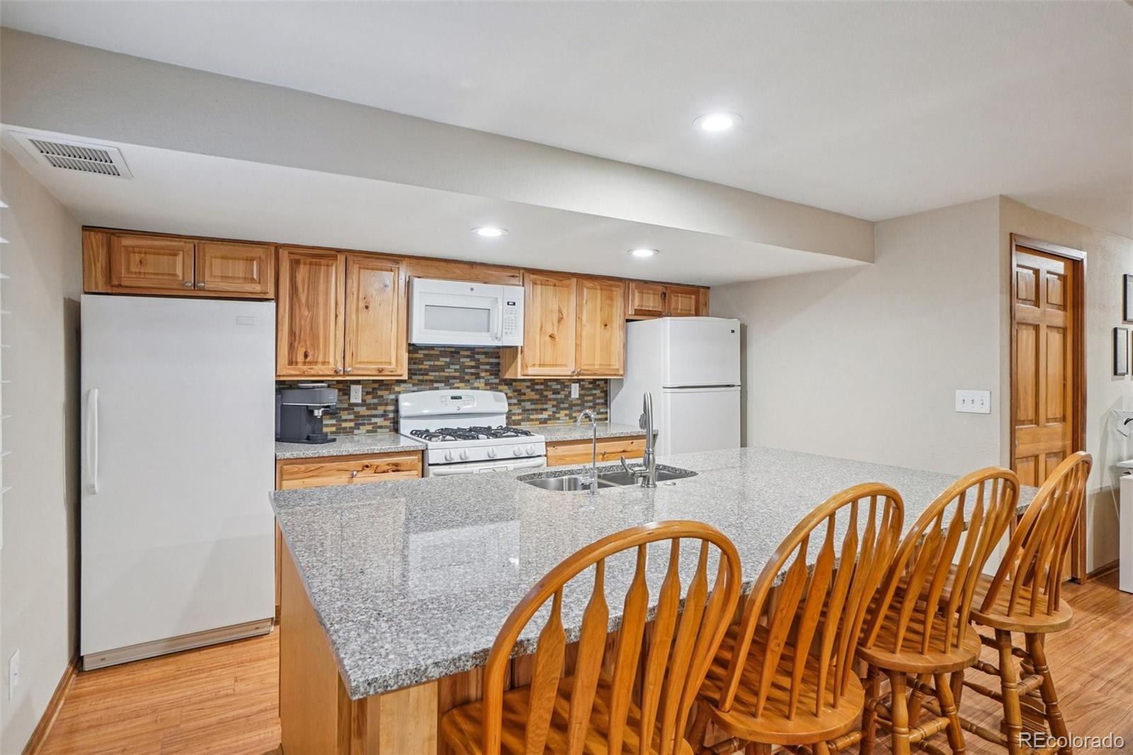 MLS Image #34 for 5435 s shawnee way,aurora, Colorado