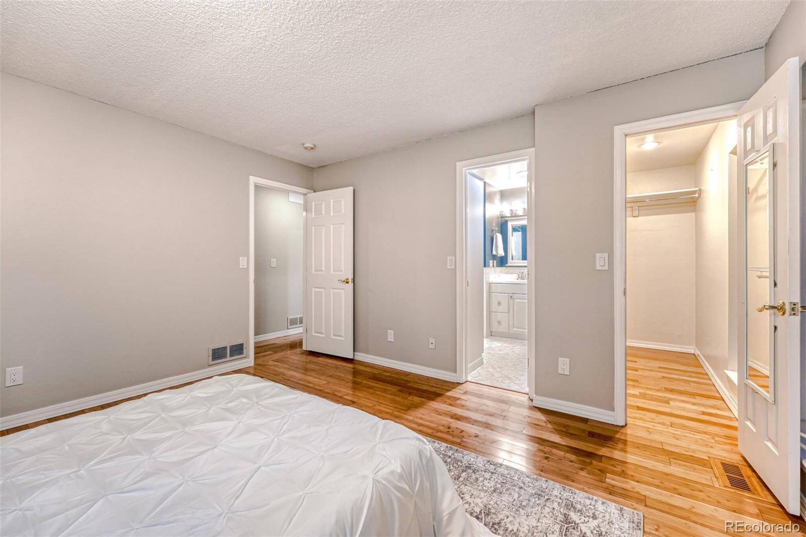MLS Image #12 for 21238 e powers place,centennial, Colorado