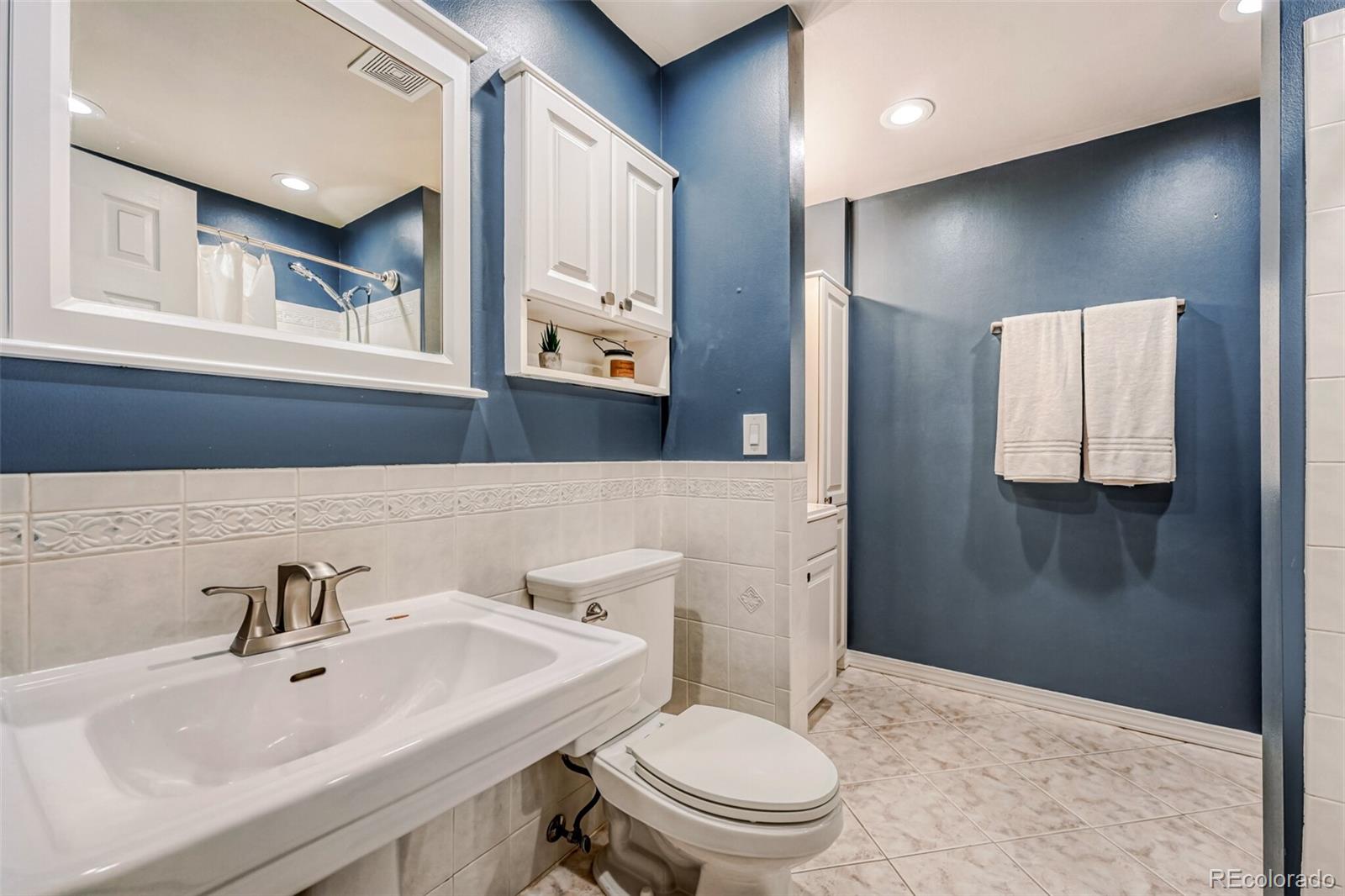 MLS Image #14 for 21238 e powers place,centennial, Colorado