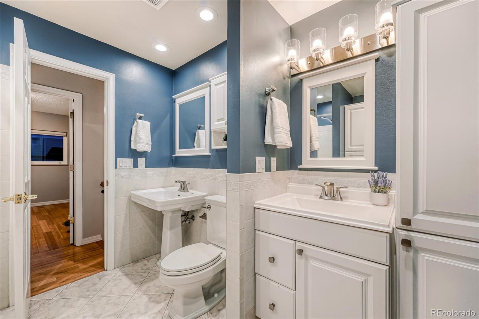 MLS Image #15 for 21238 e powers place,centennial, Colorado