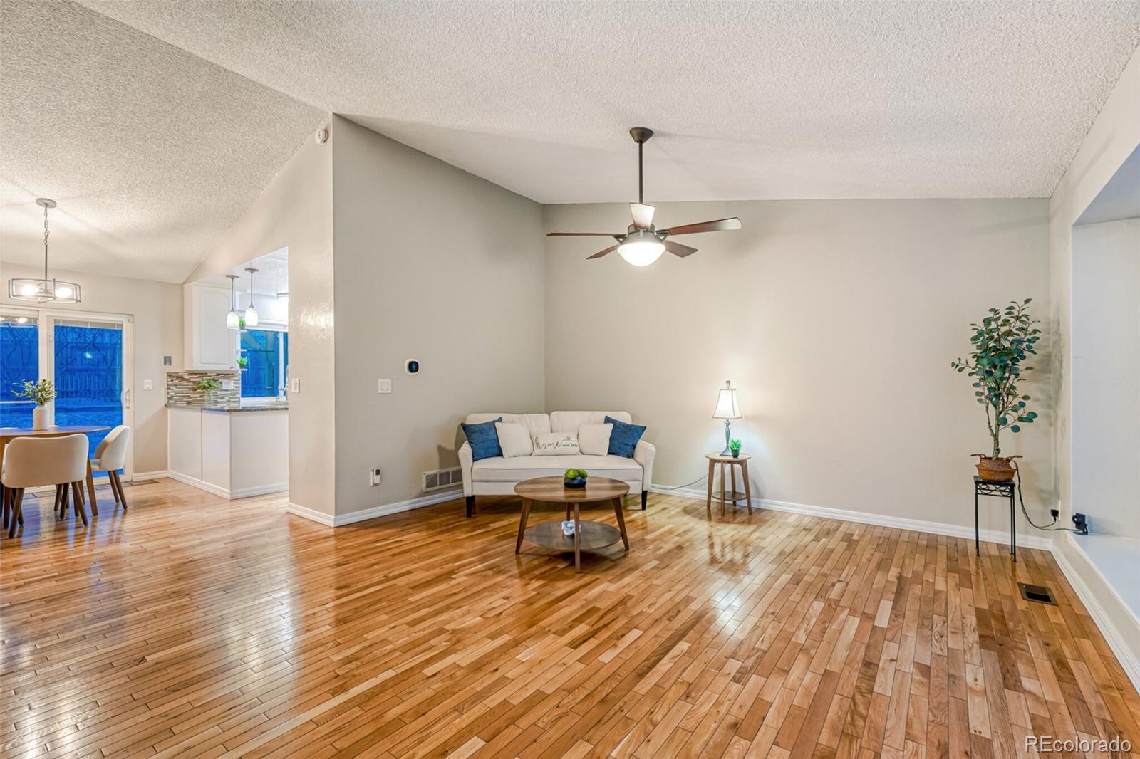 MLS Image #3 for 21238 e powers place,centennial, Colorado