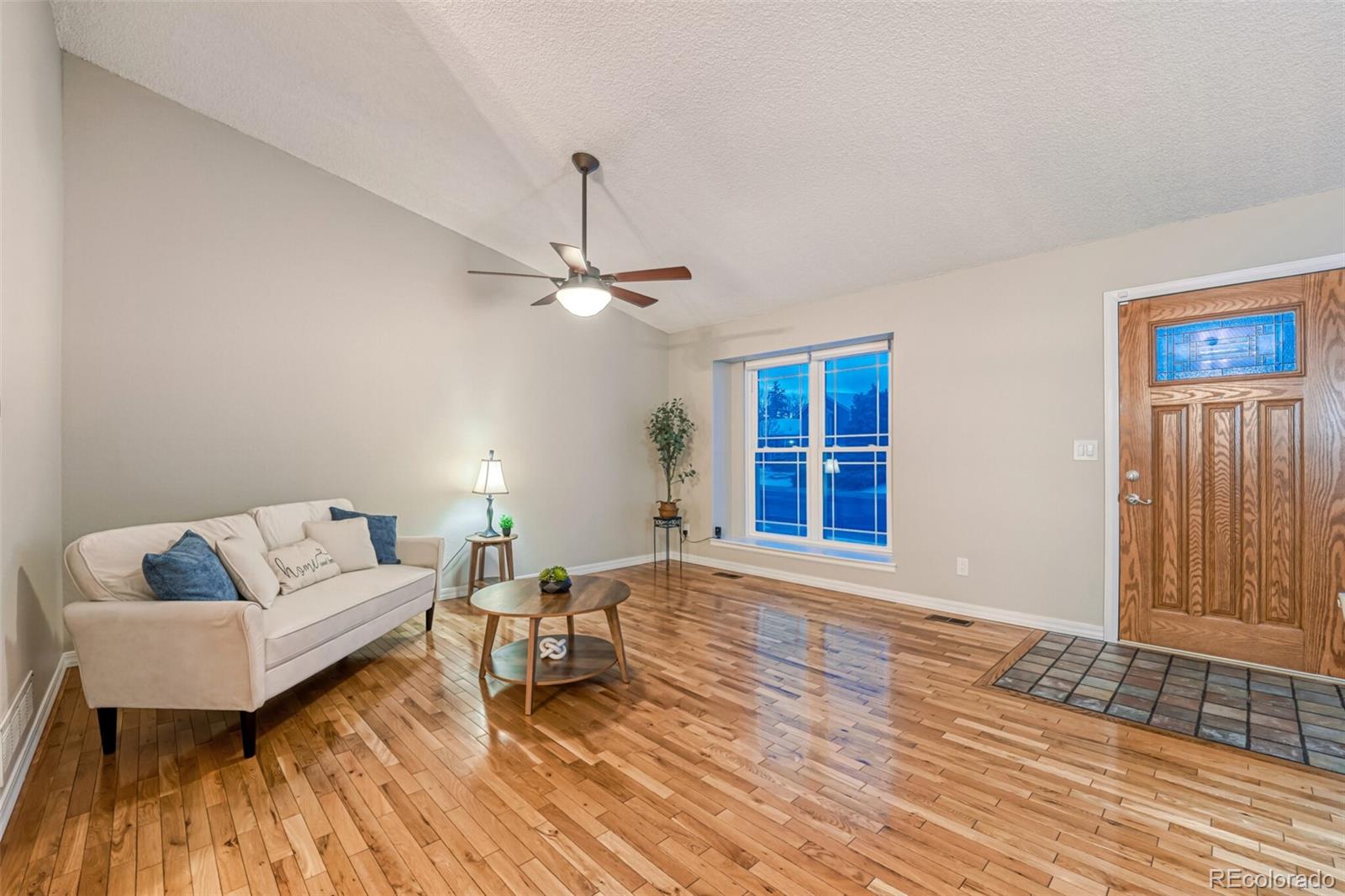 MLS Image #5 for 21238 e powers place,centennial, Colorado