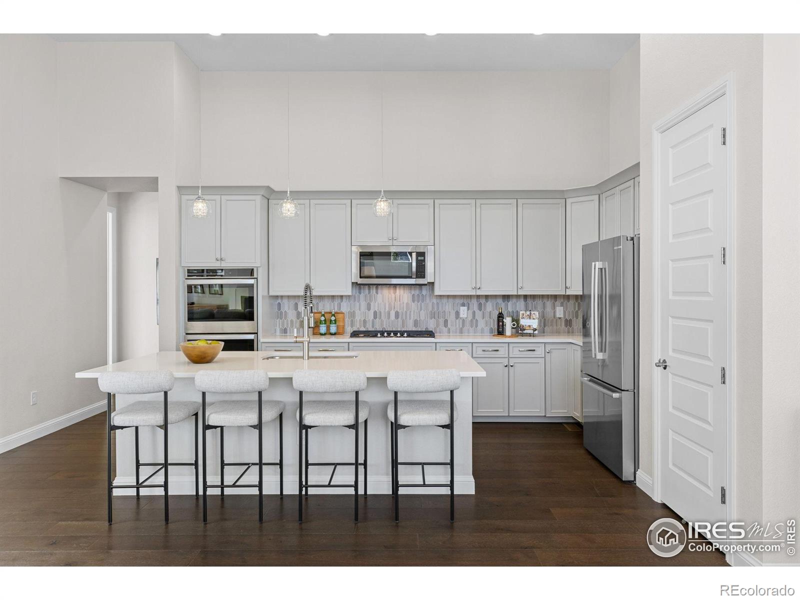 MLS Image #14 for 1115  fox hills court,erie, Colorado