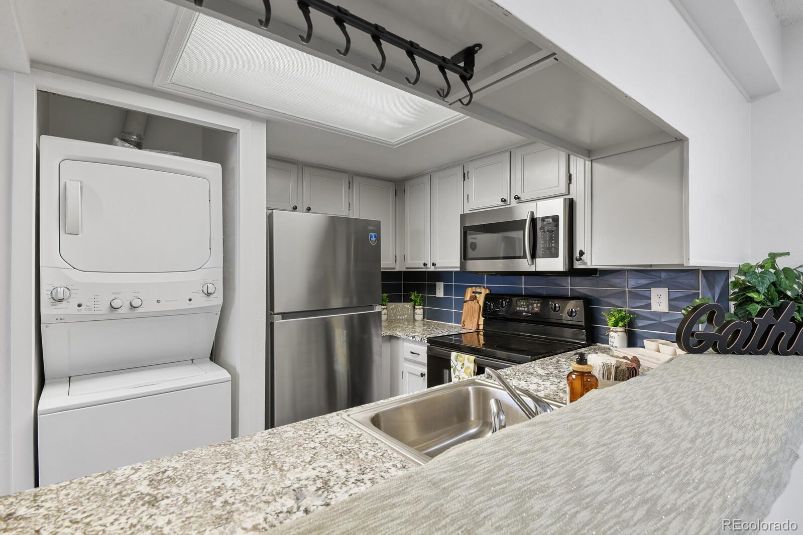 MLS Image #6 for 8378 s upham way,littleton, Colorado
