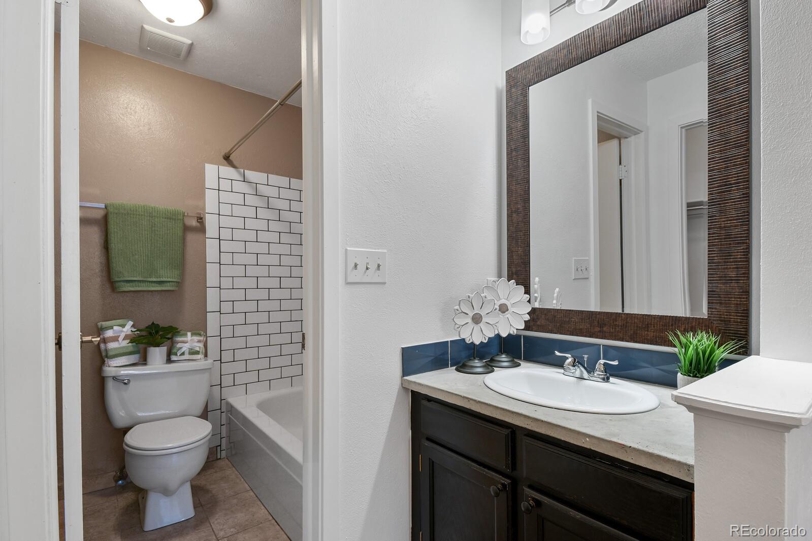 MLS Image #9 for 8378 s upham way,littleton, Colorado