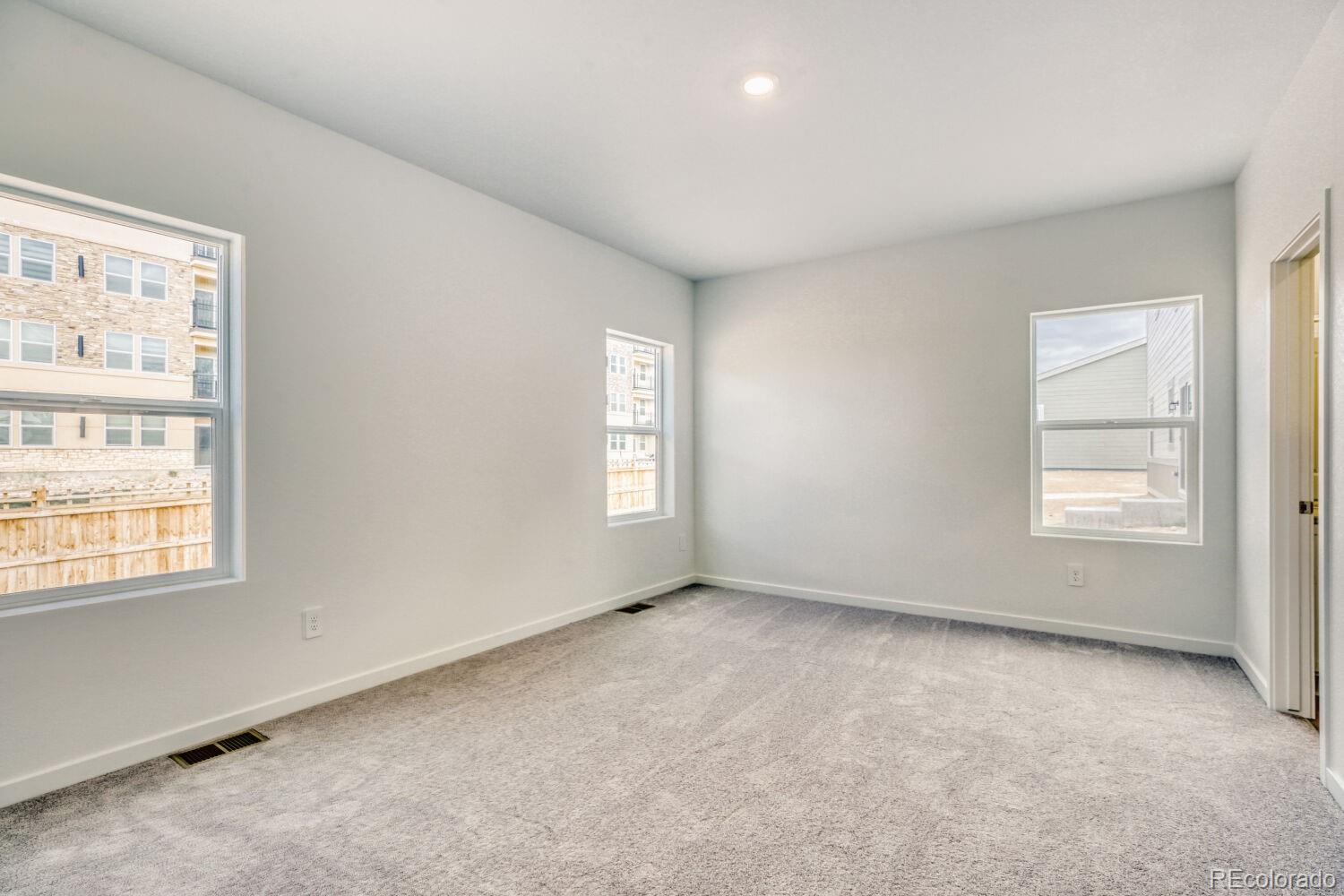 MLS Image #4 for 228  kobe lane,johnstown, Colorado