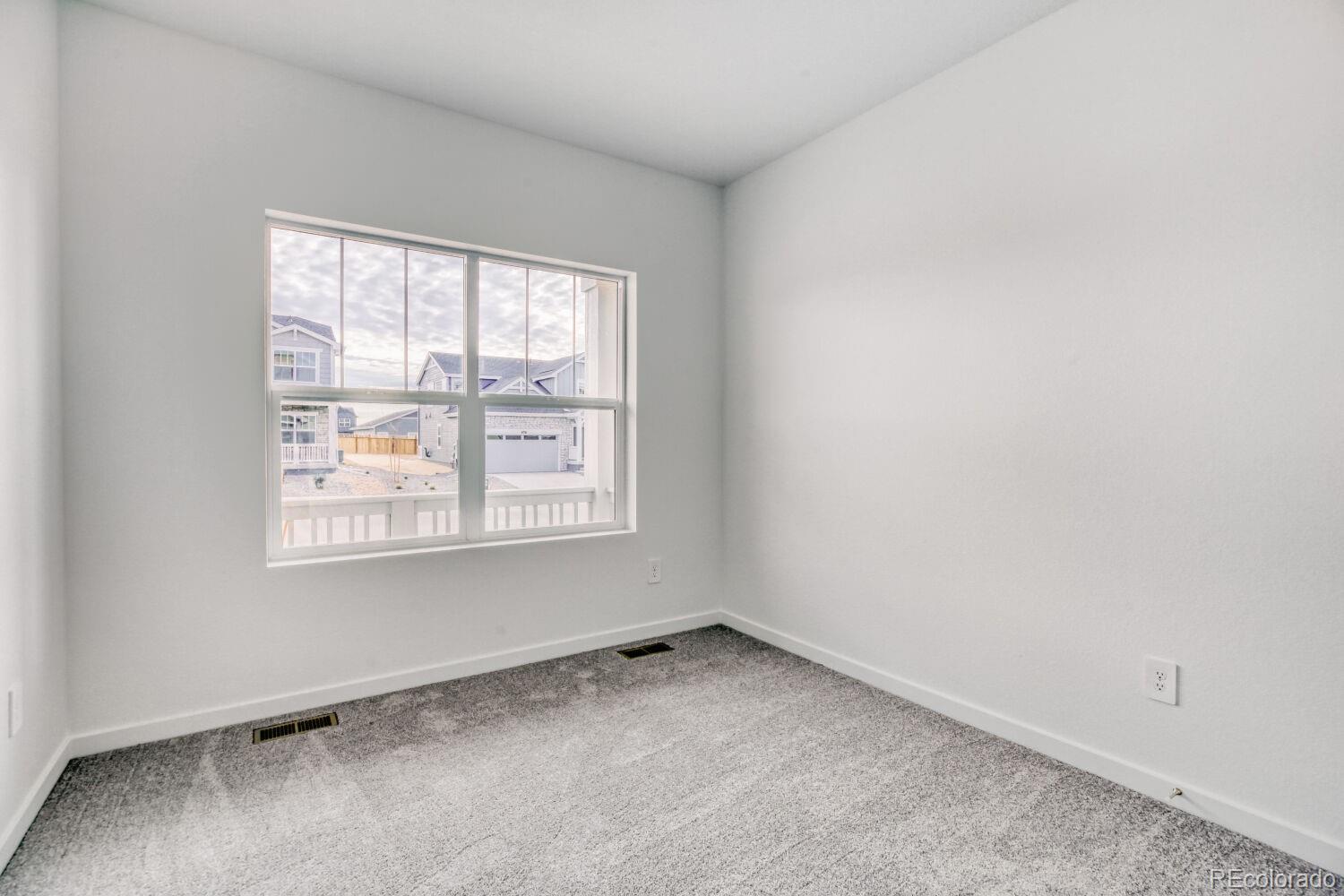 MLS Image #7 for 228  kobe lane,johnstown, Colorado