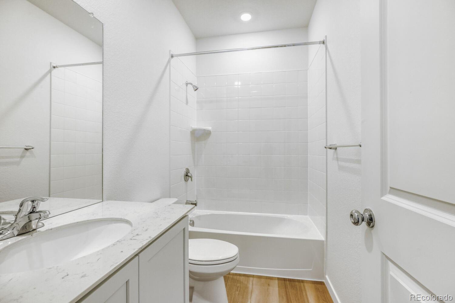 MLS Image #9 for 228  kobe lane,johnstown, Colorado