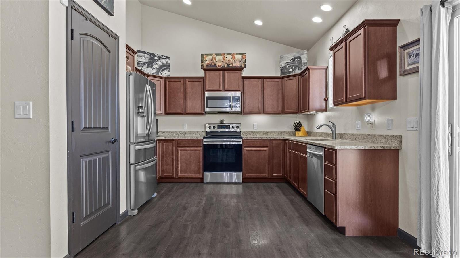 MLS Image #10 for 556  32 5/8 road,clifton, Colorado