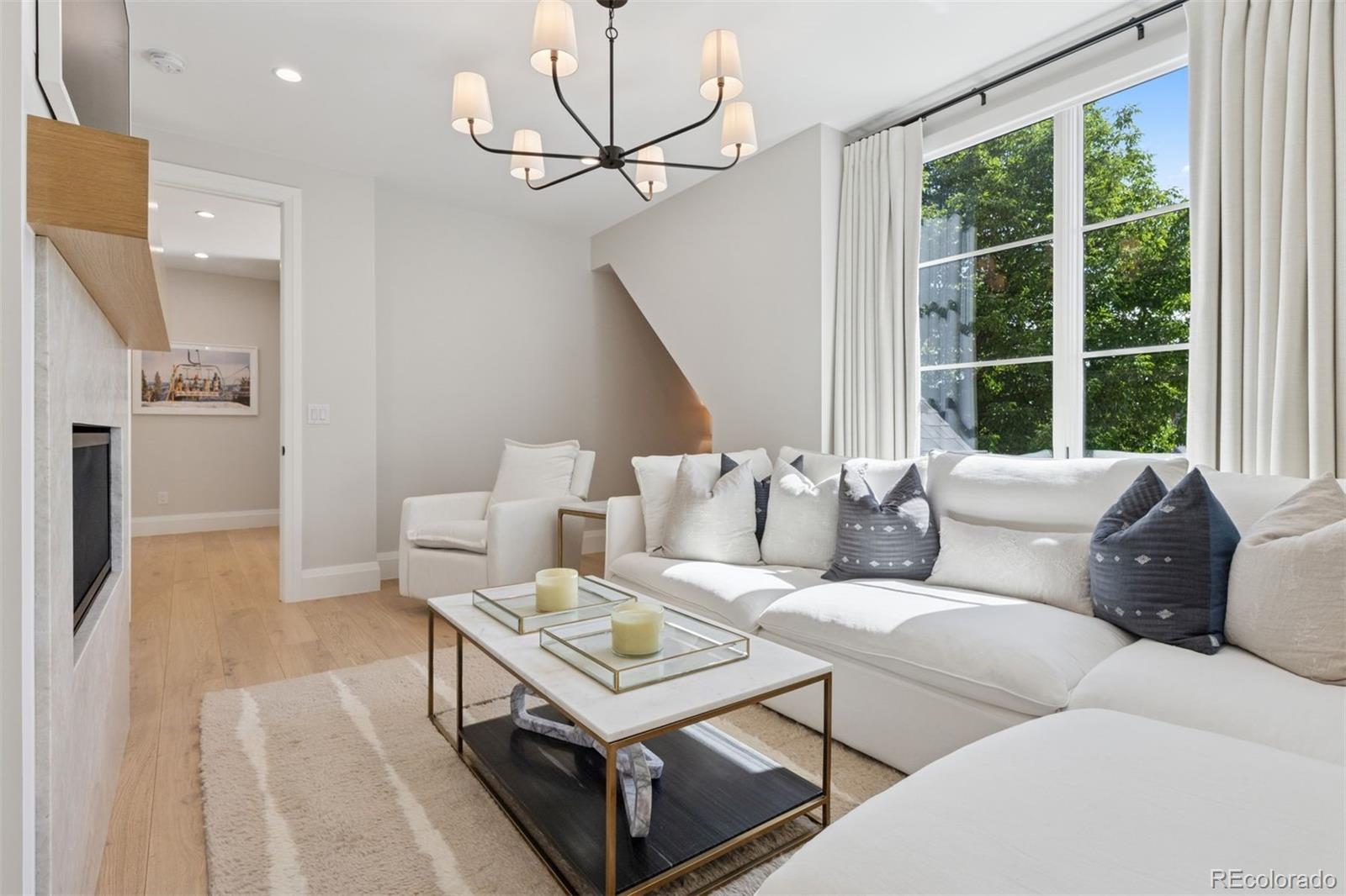MLS Image #20 for 35 s elm street,denver, Colorado