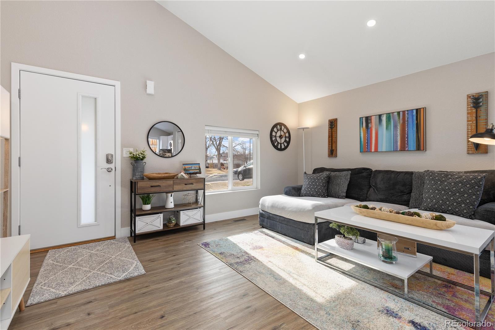 MLS Image #3 for 11368  forest drive,thornton, Colorado