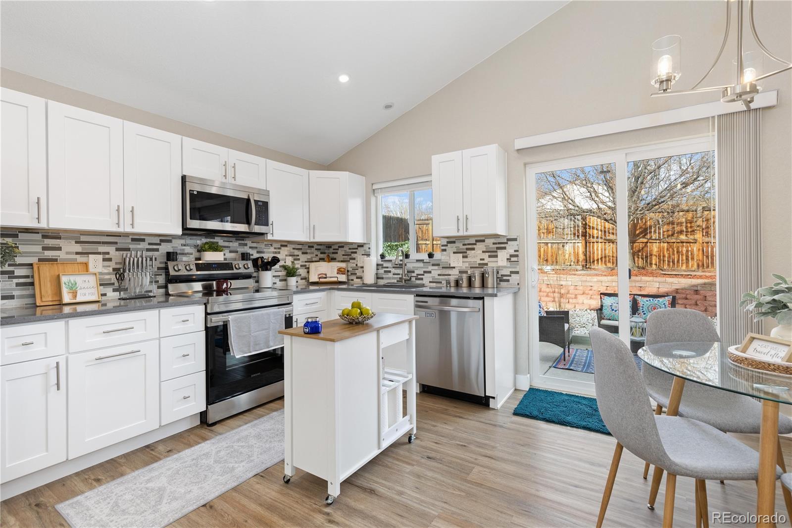 MLS Image #5 for 11368  forest drive,thornton, Colorado
