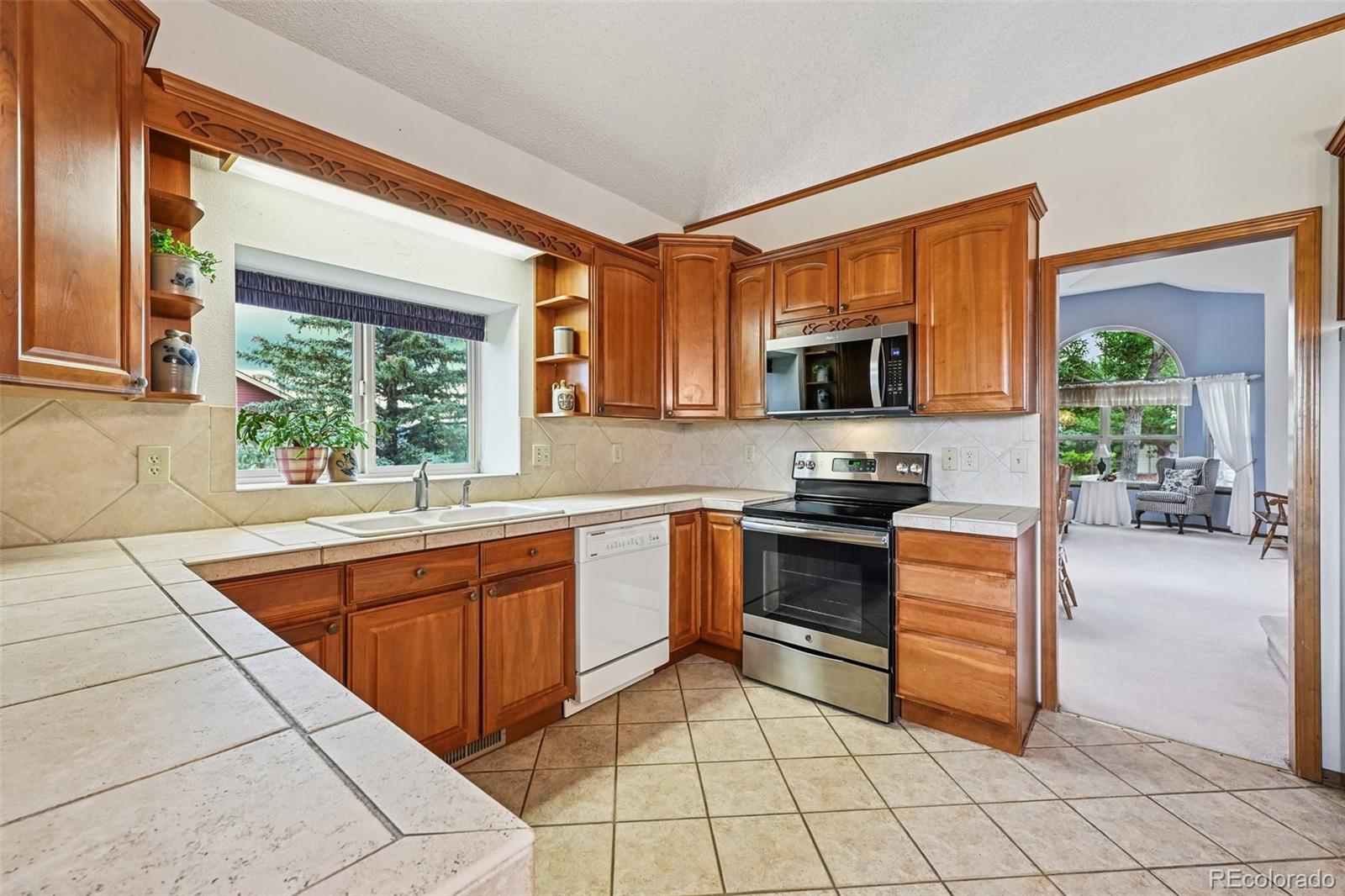 MLS Image #13 for 435  picasso court,colorado springs, Colorado