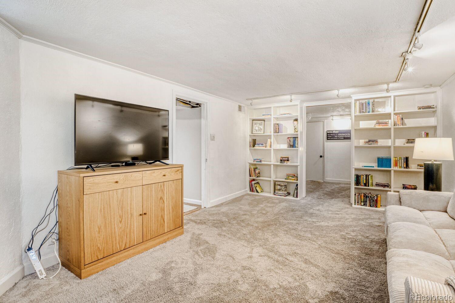 MLS Image #23 for 737  glencoe street,denver, Colorado