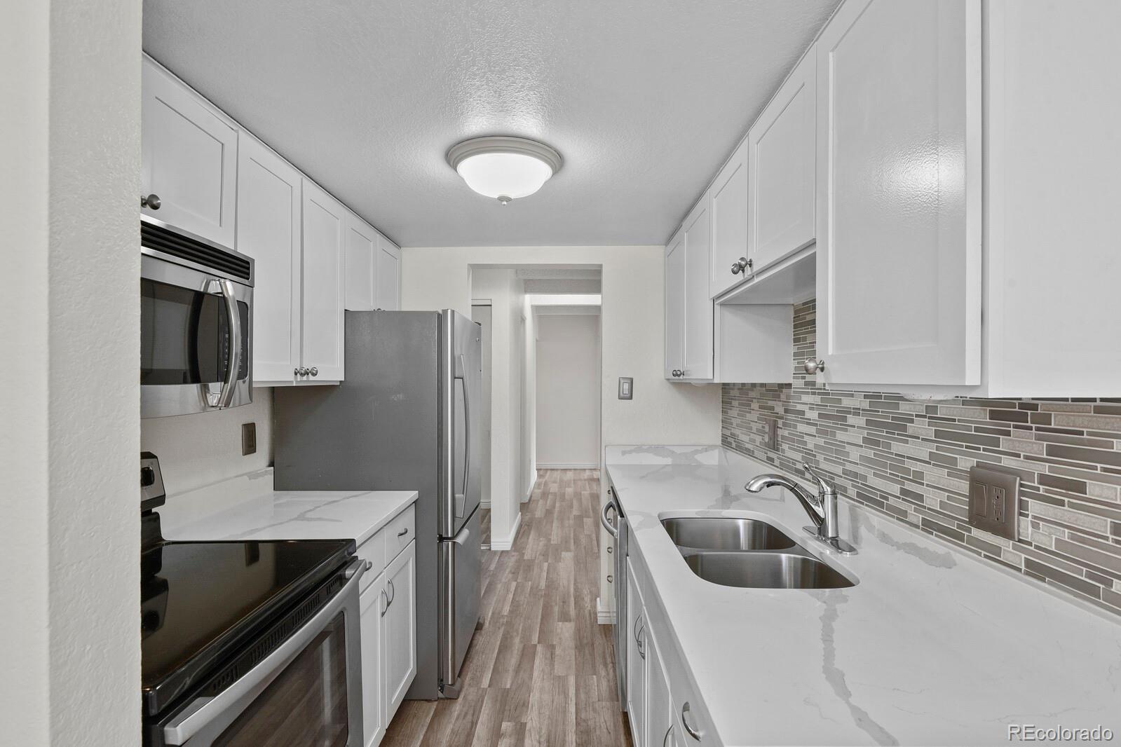 MLS Image #2 for 100 s clarkson street 202,denver, Colorado