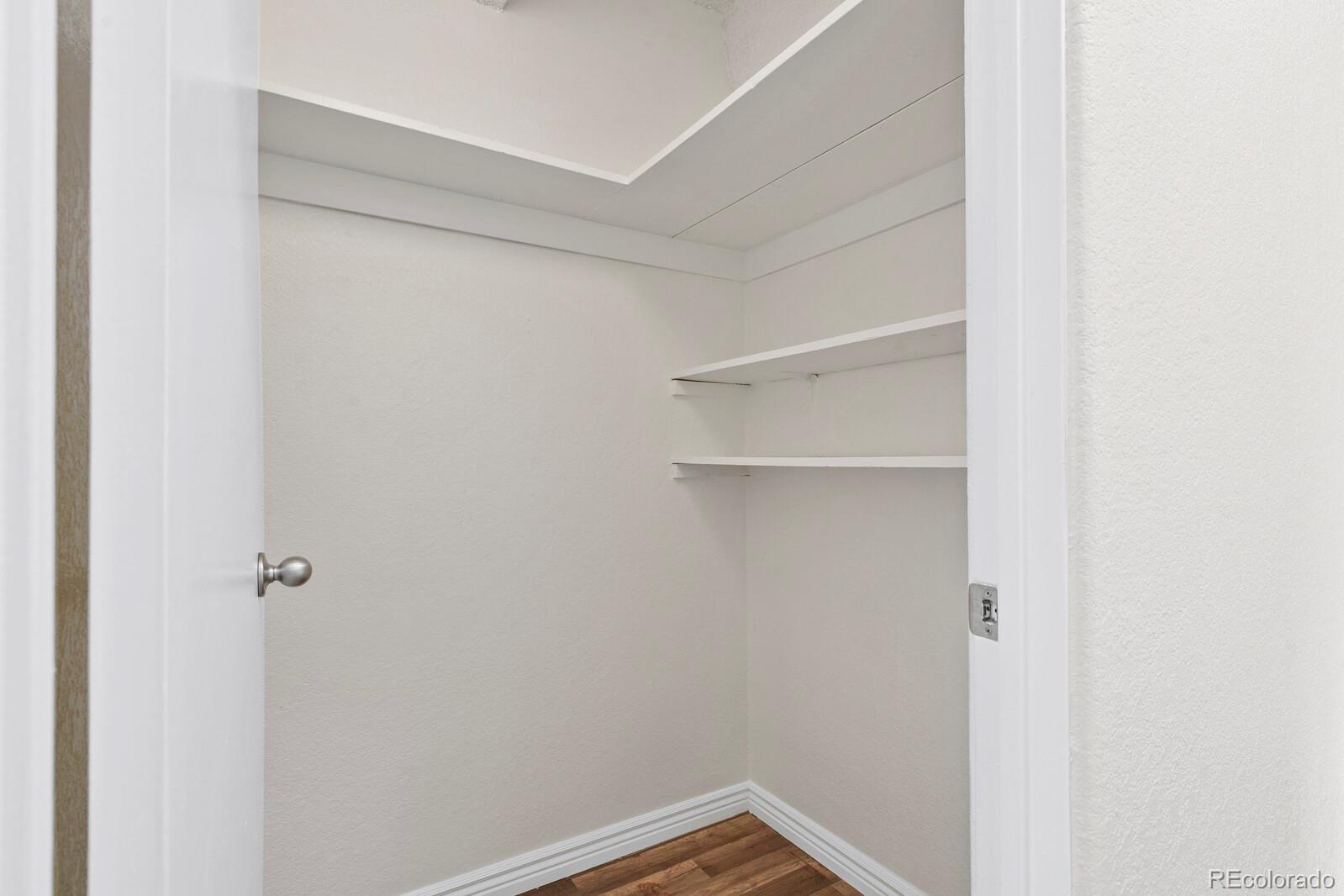 MLS Image #23 for 100 s clarkson street 202,denver, Colorado