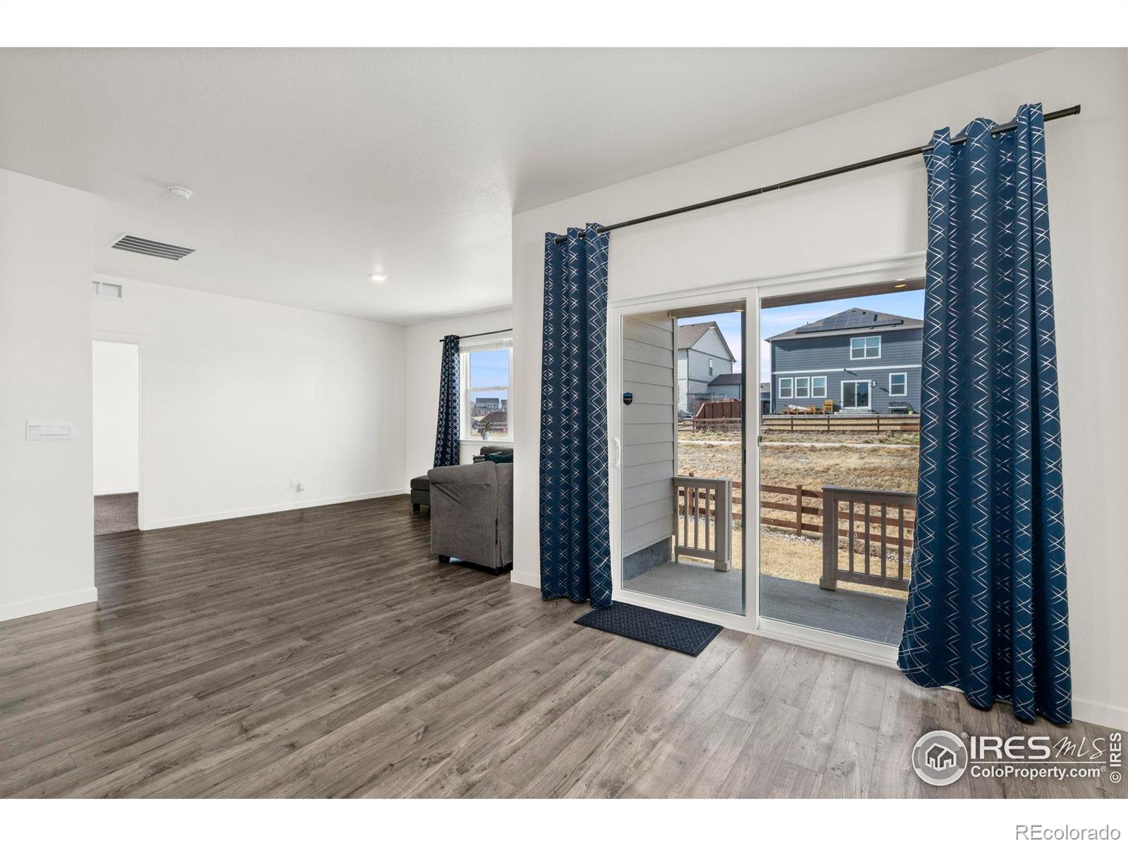 MLS Image #14 for 2585  wren drive,johnstown, Colorado