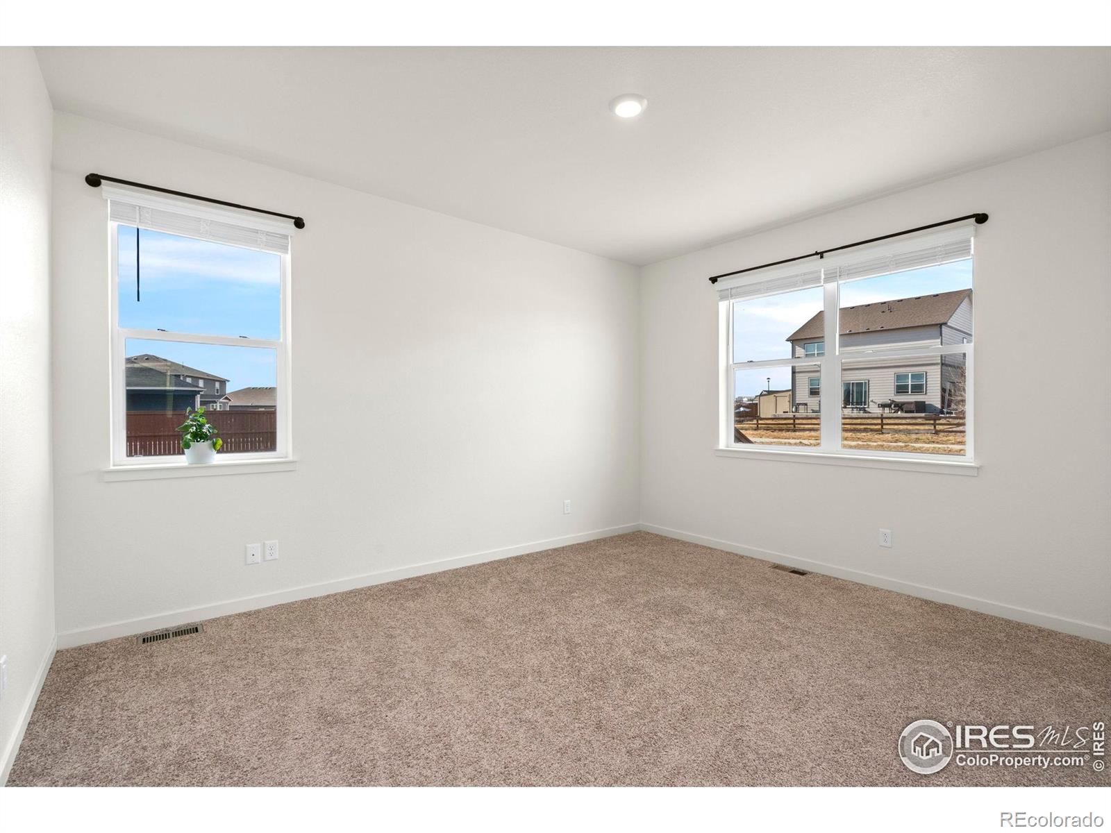 MLS Image #16 for 2585  wren drive,johnstown, Colorado