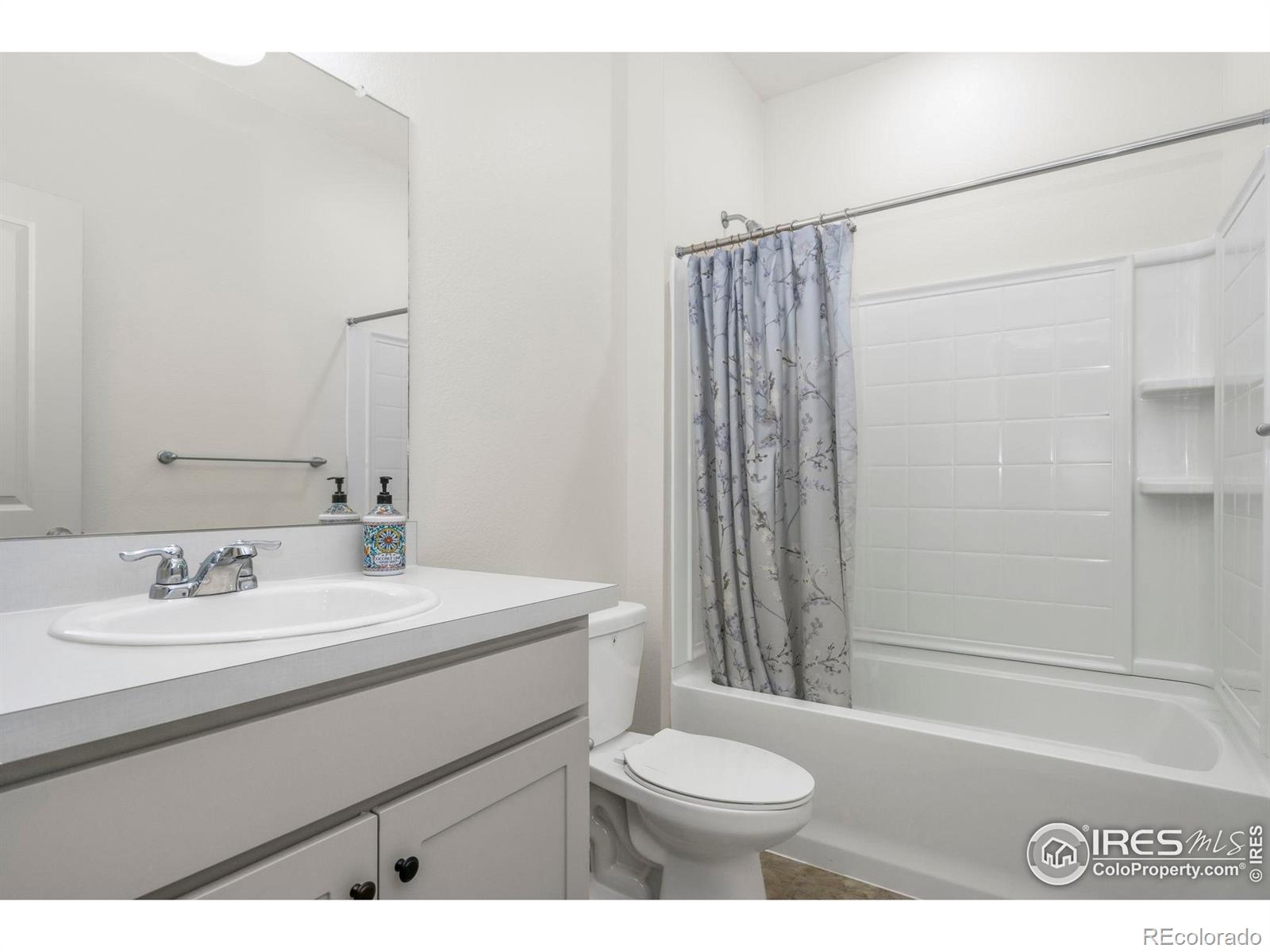 MLS Image #29 for 2585  wren drive,johnstown, Colorado