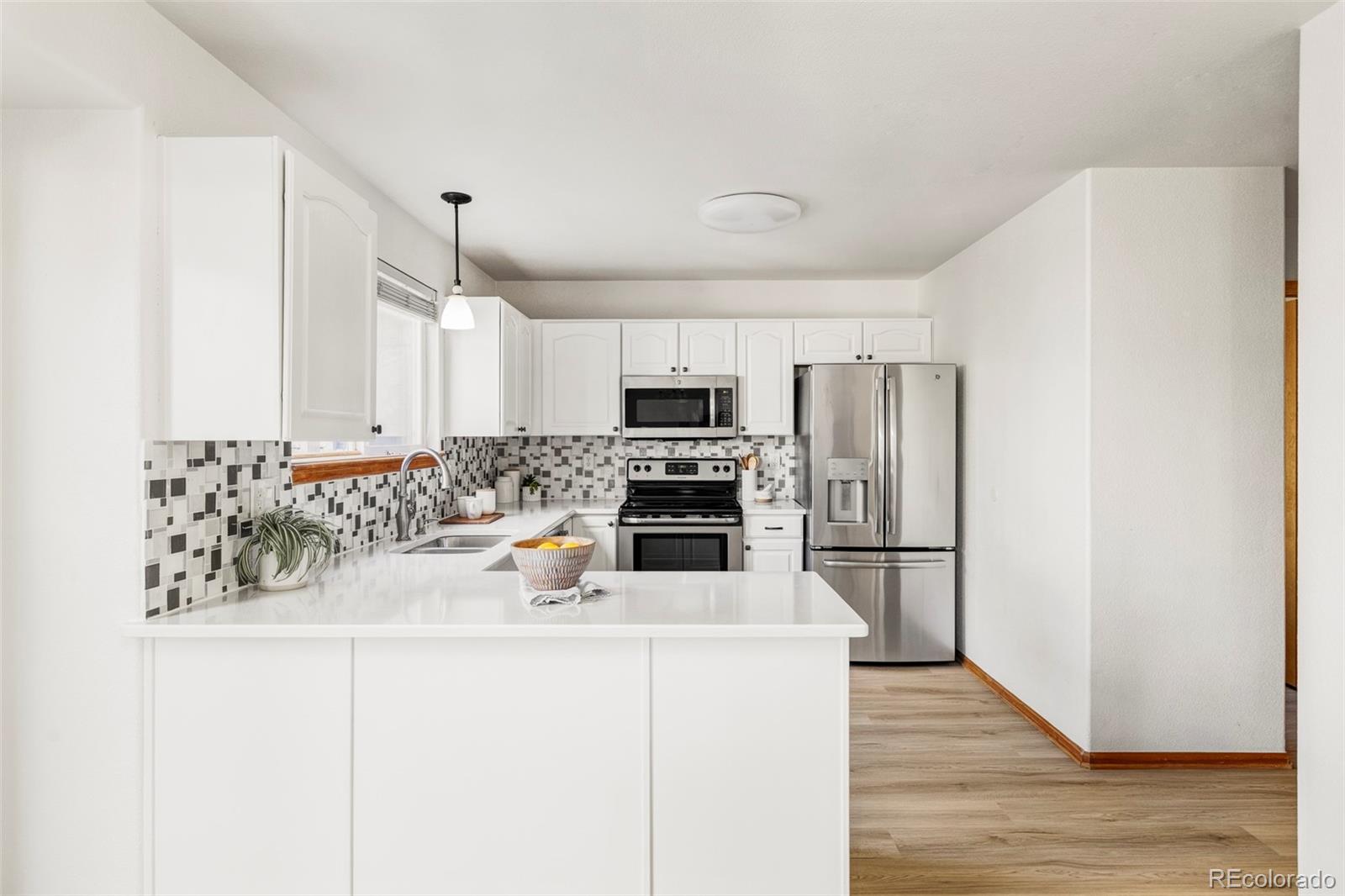 MLS Image #12 for 5528 s valdai street,aurora, Colorado