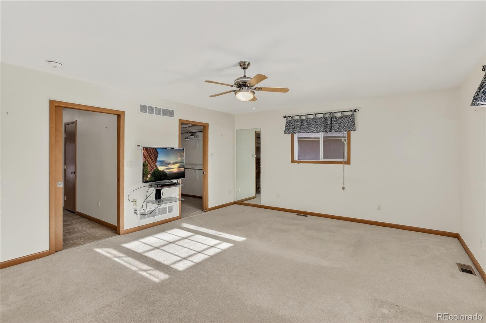 MLS Image #22 for 10576  ura lane,northglenn, Colorado