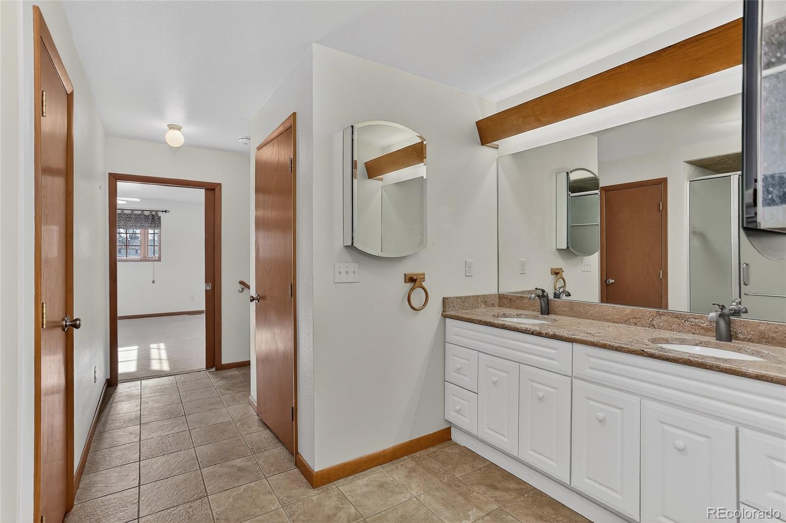 MLS Image #25 for 10576  ura lane,northglenn, Colorado