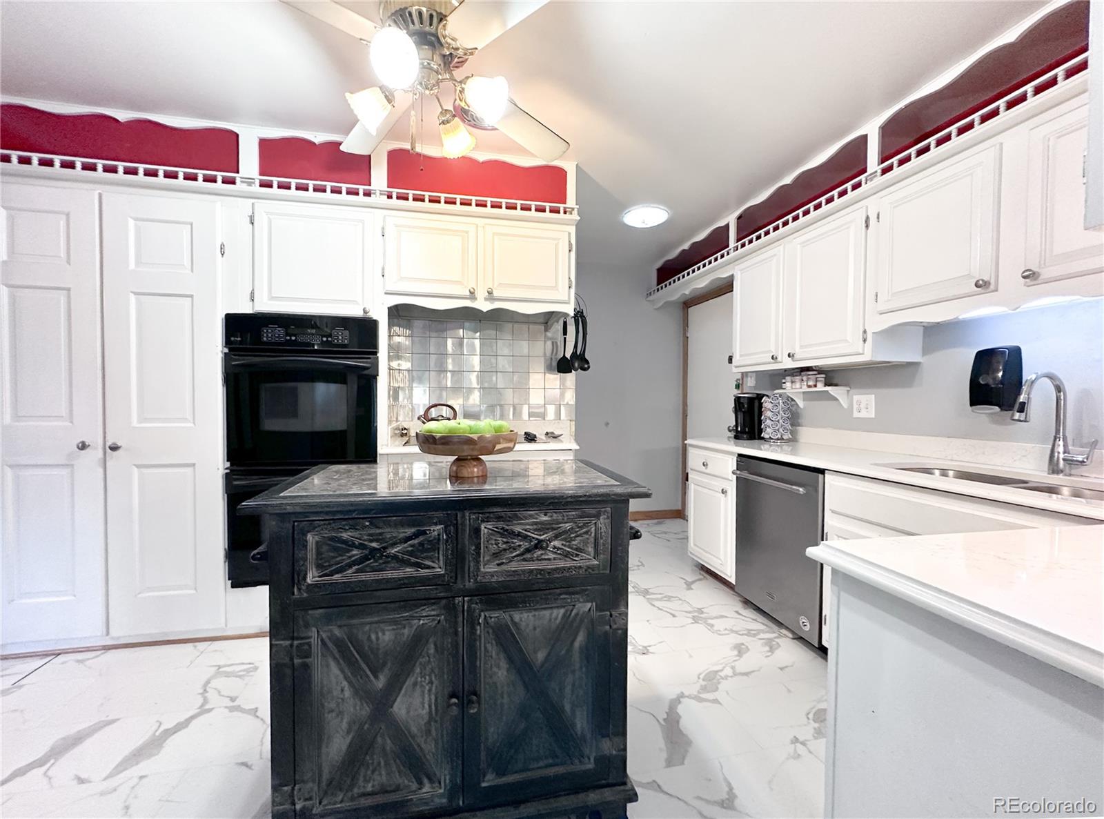 MLS Image #11 for 2906 s stuart street,denver, Colorado