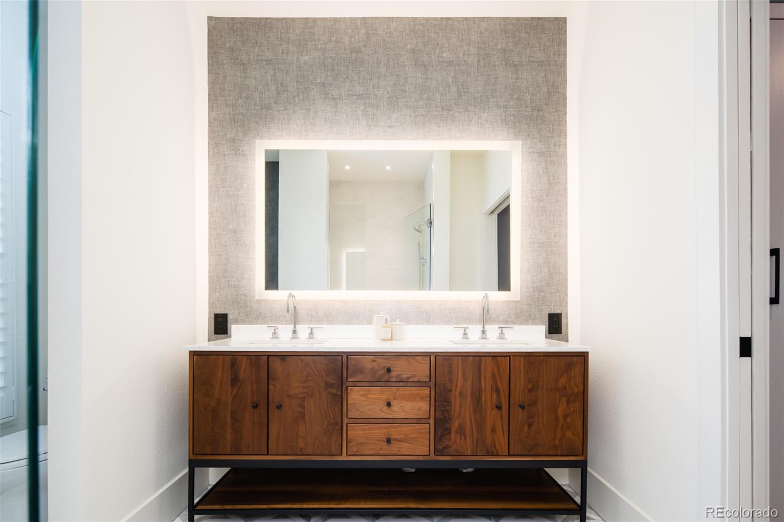 MLS Image #18 for 477  josephine street,denver, Colorado
