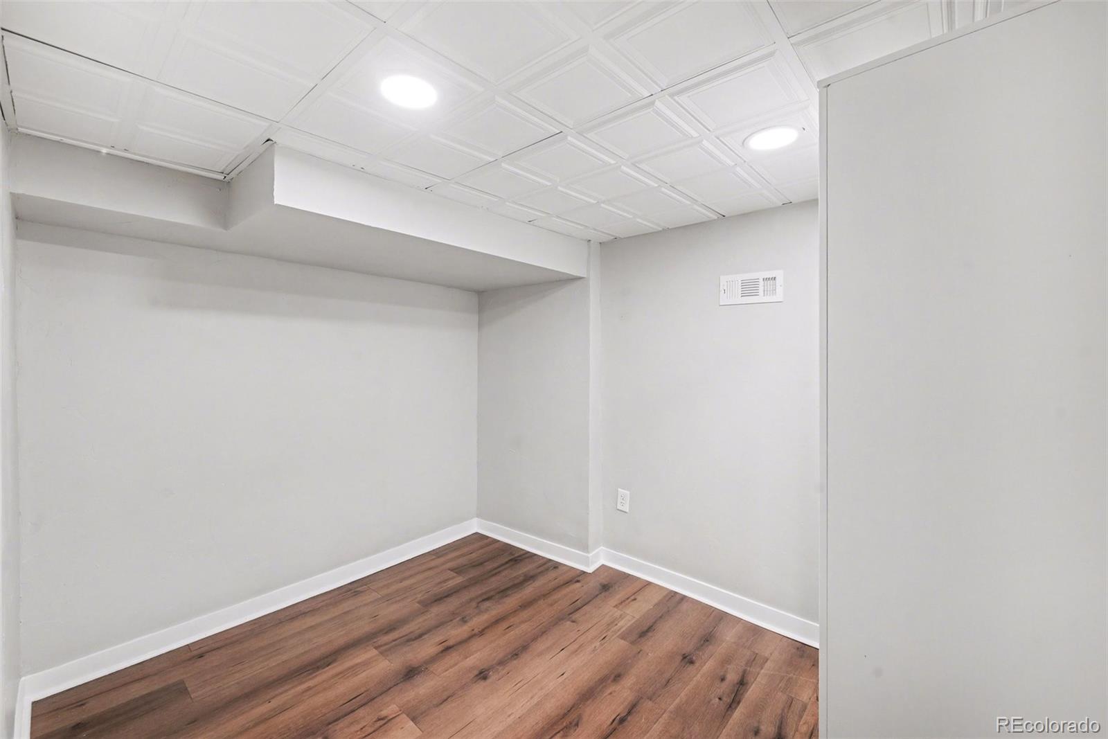 MLS Image #12 for 2957 s fox street,englewood, Colorado