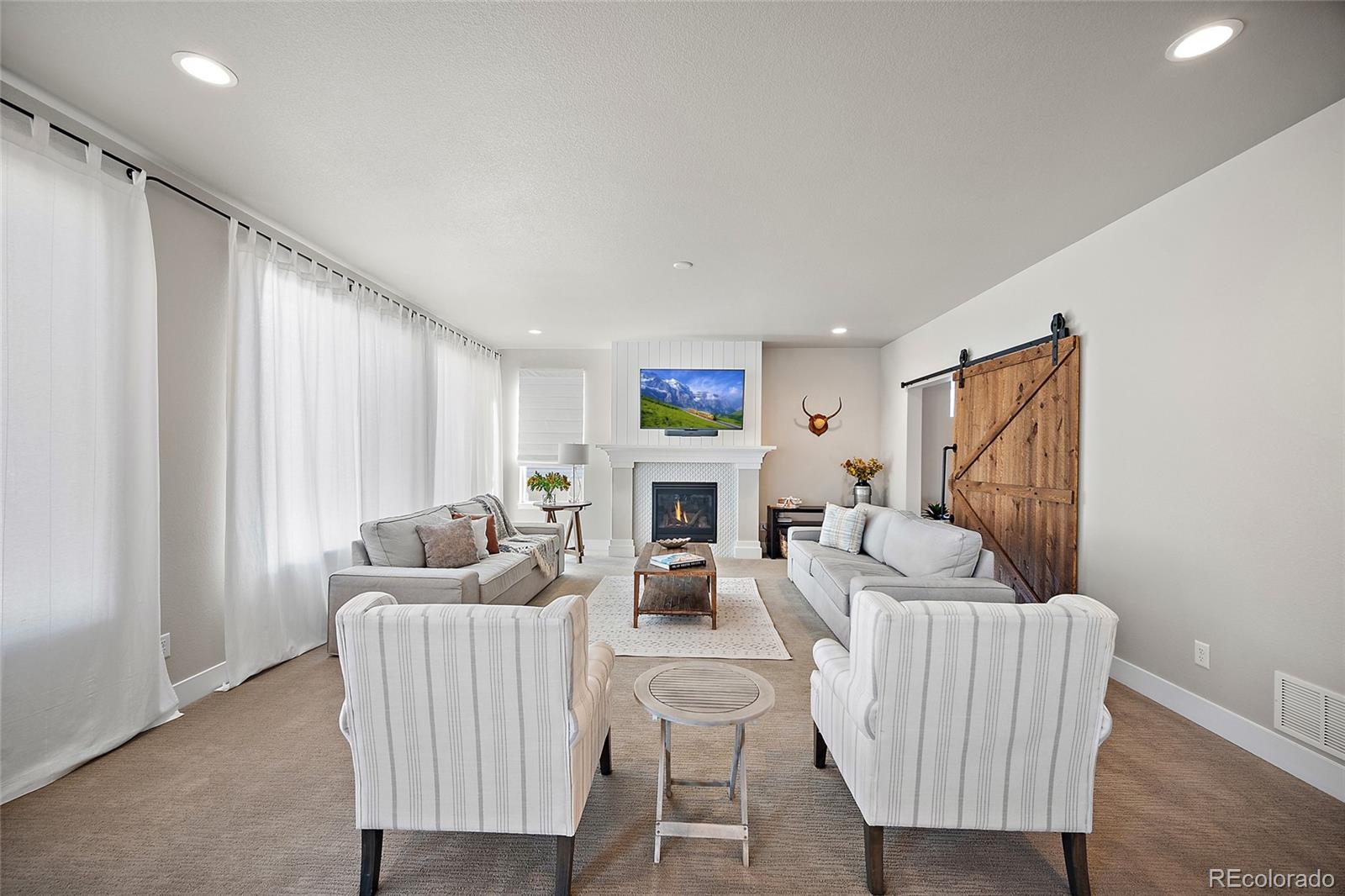 MLS Image #10 for 8047  gilpin peak drive,colorado springs, Colorado